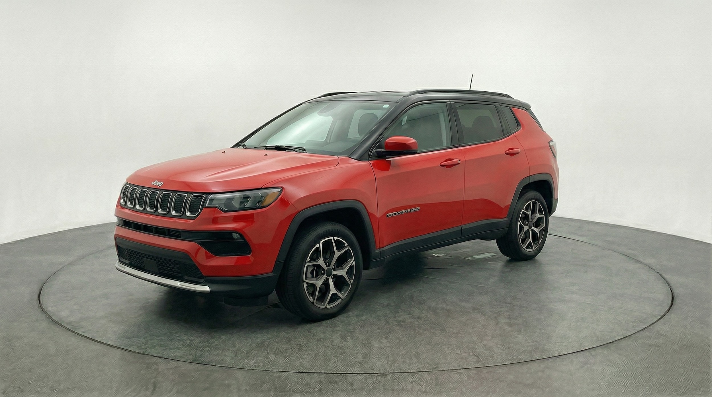 Thumbnail: 2025 Jeep Compass - 3