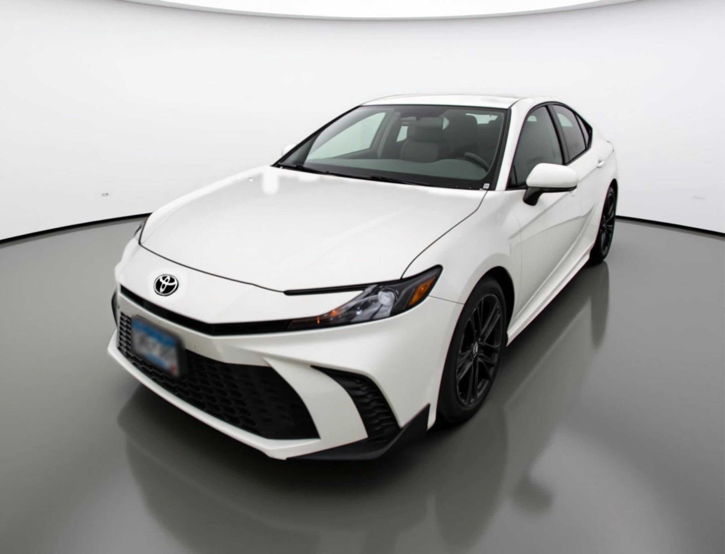 Thumbnail: 2025 Toyota Camry - 3