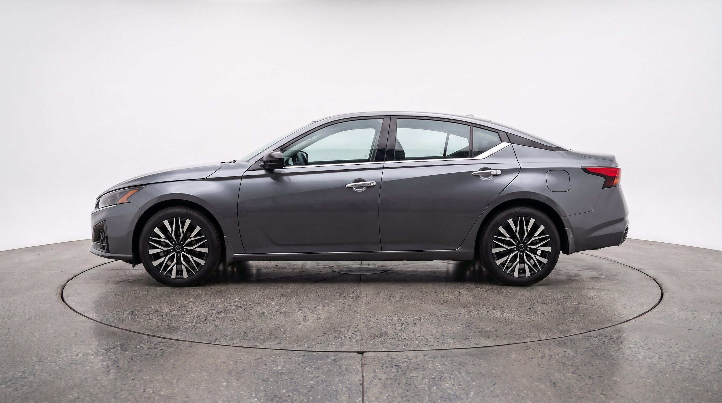 Thumbnail: 2025 Nissan Altima - 5