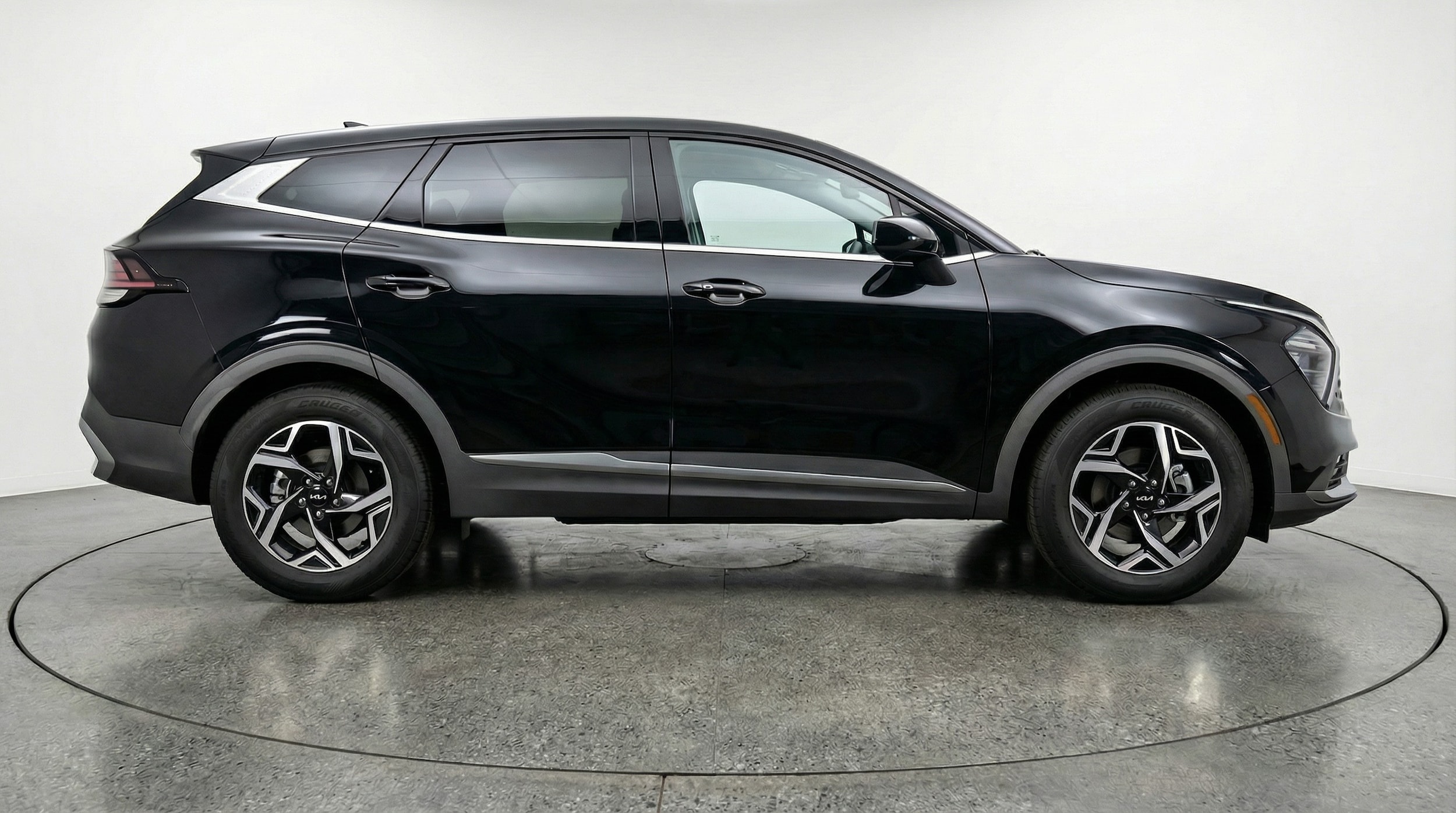 Thumbnail: 2025 Kia Sportage - 8