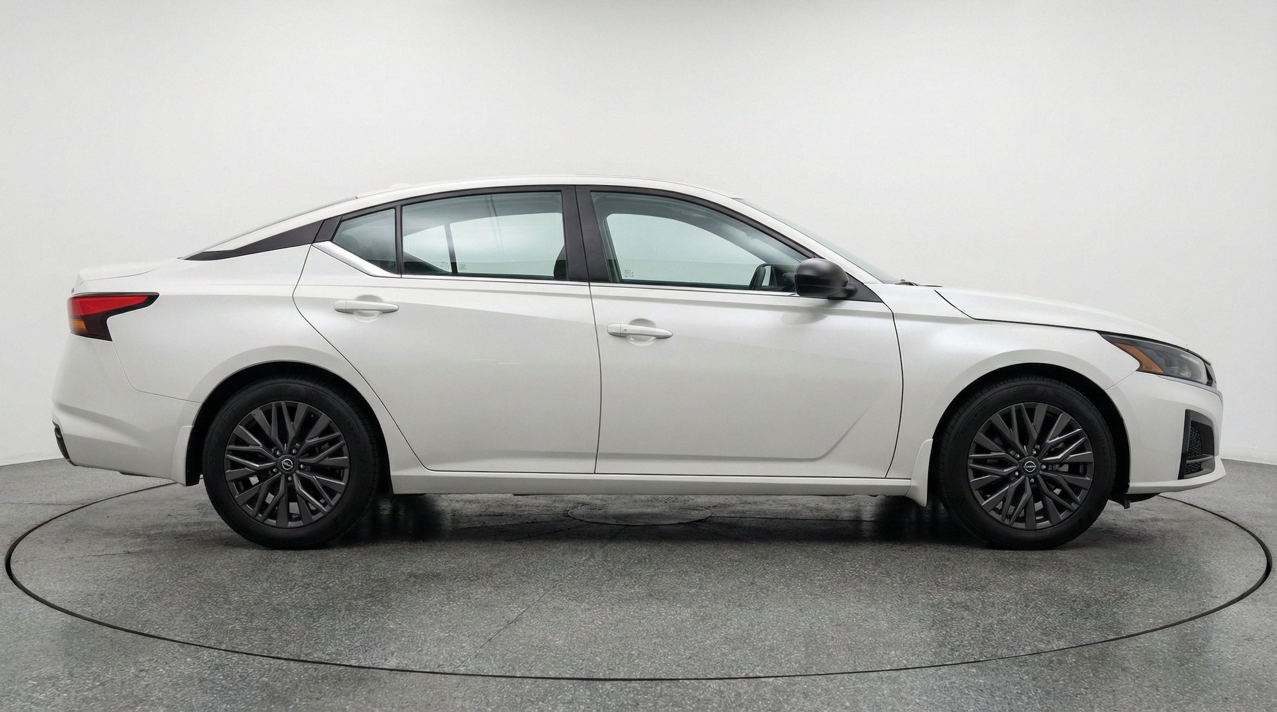 Thumbnail: 2025 Nissan Altima - 11