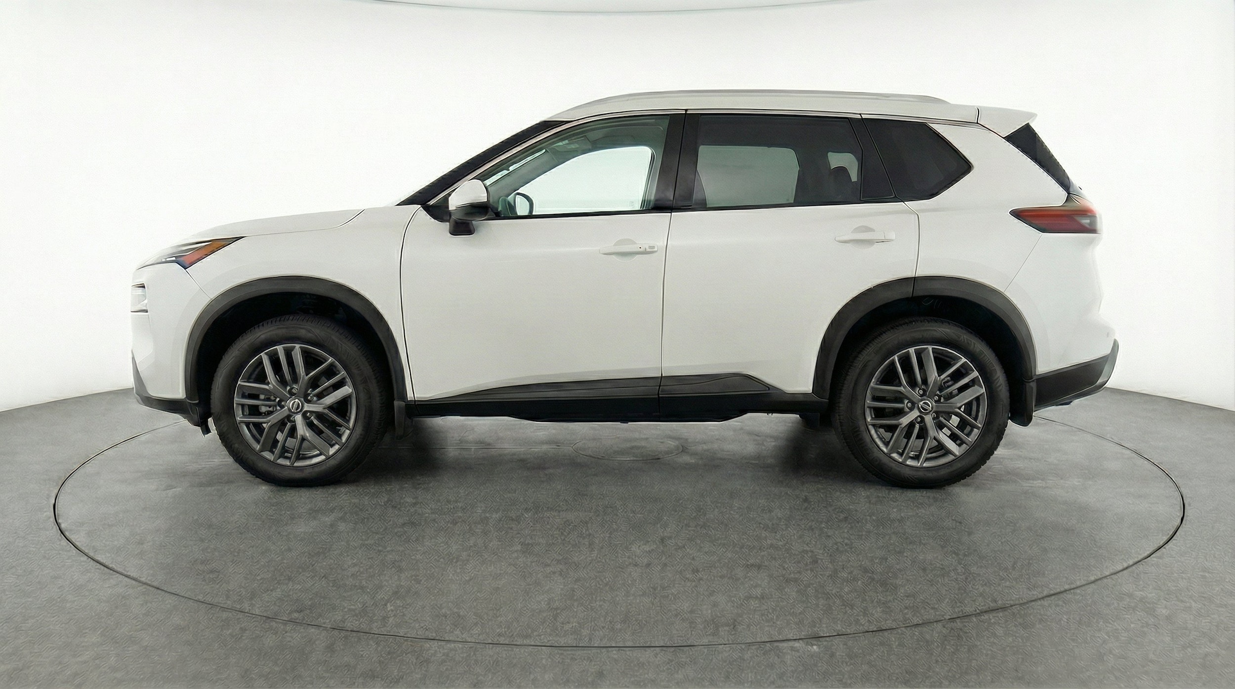Thumbnail: 2026 Nissan Rogue - 5
