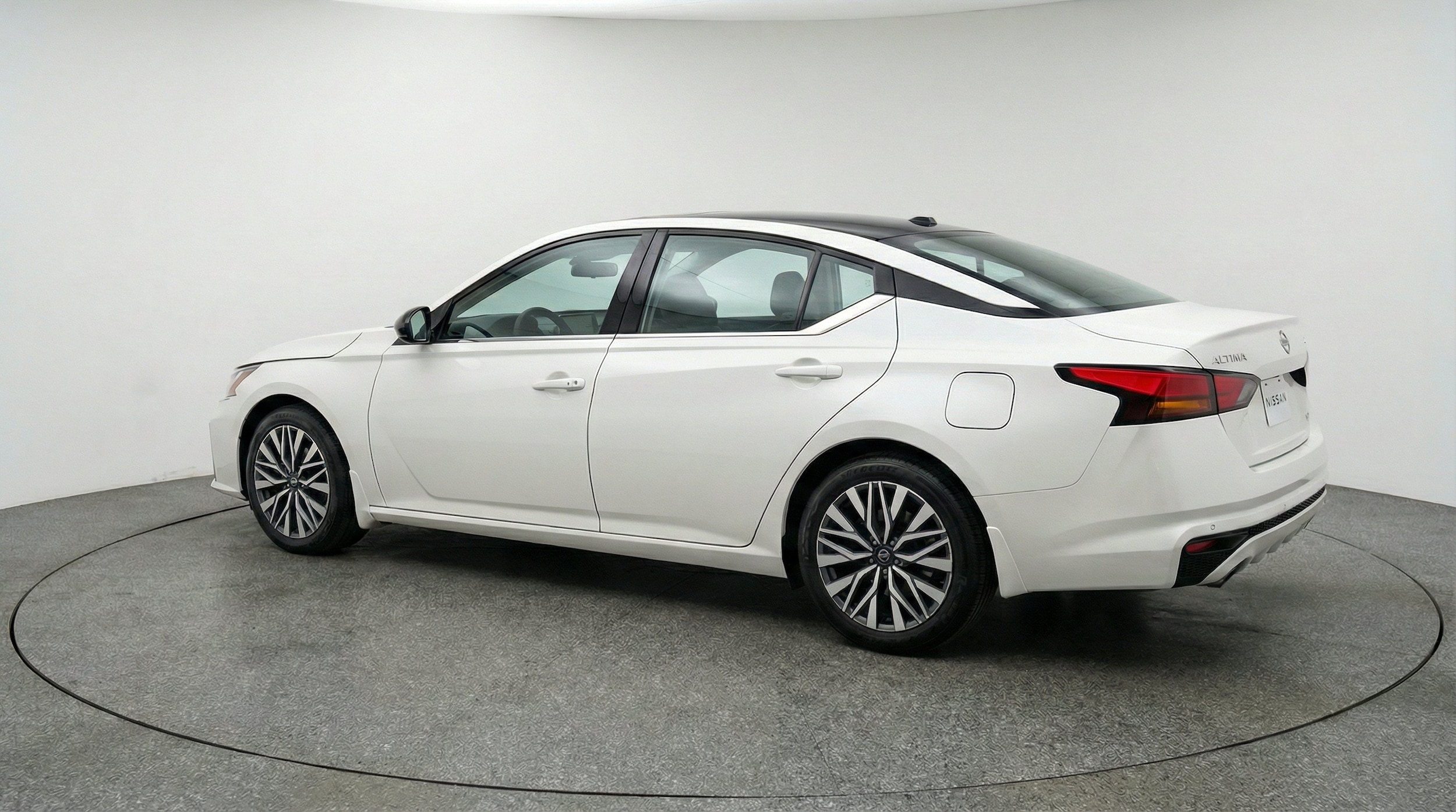 Thumbnail: 2025 Nissan Altima - 6