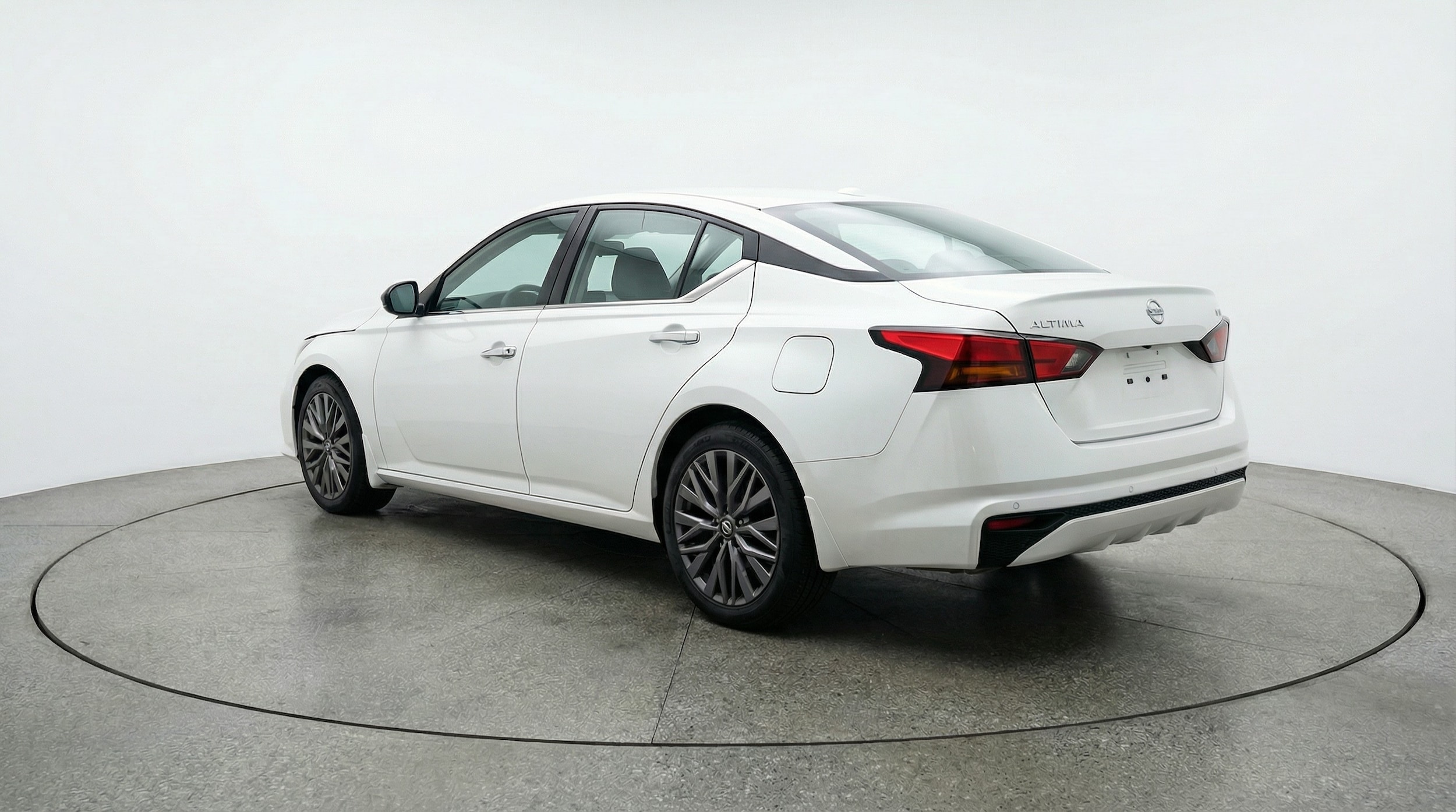 Thumbnail: 2025 Nissan Altima - 5