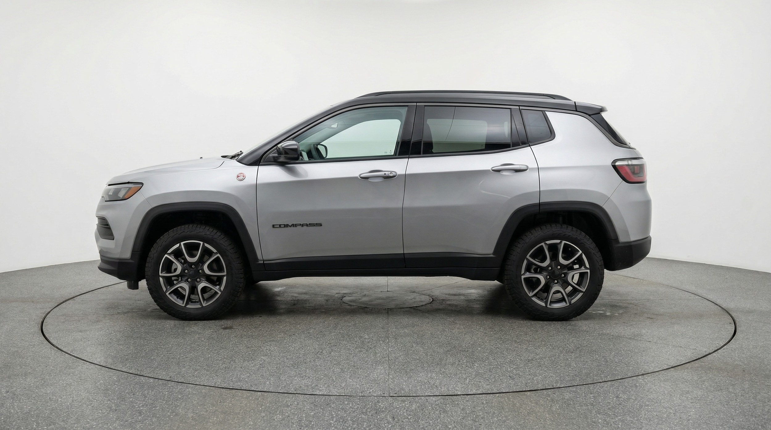 Thumbnail: 2025 Jeep Compass - 4