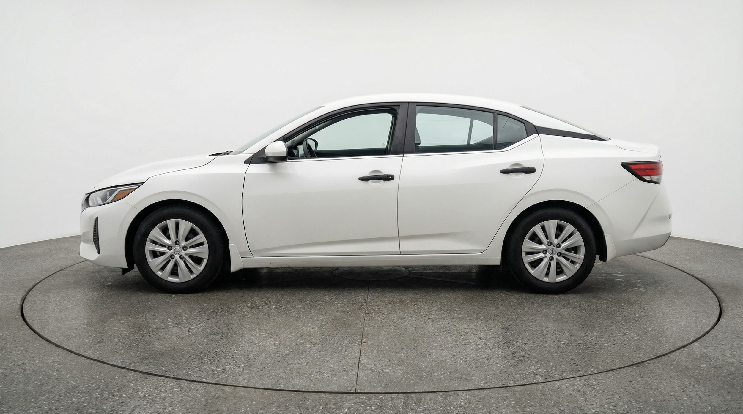 Thumbnail: 2025 Nissan Sentra - 4