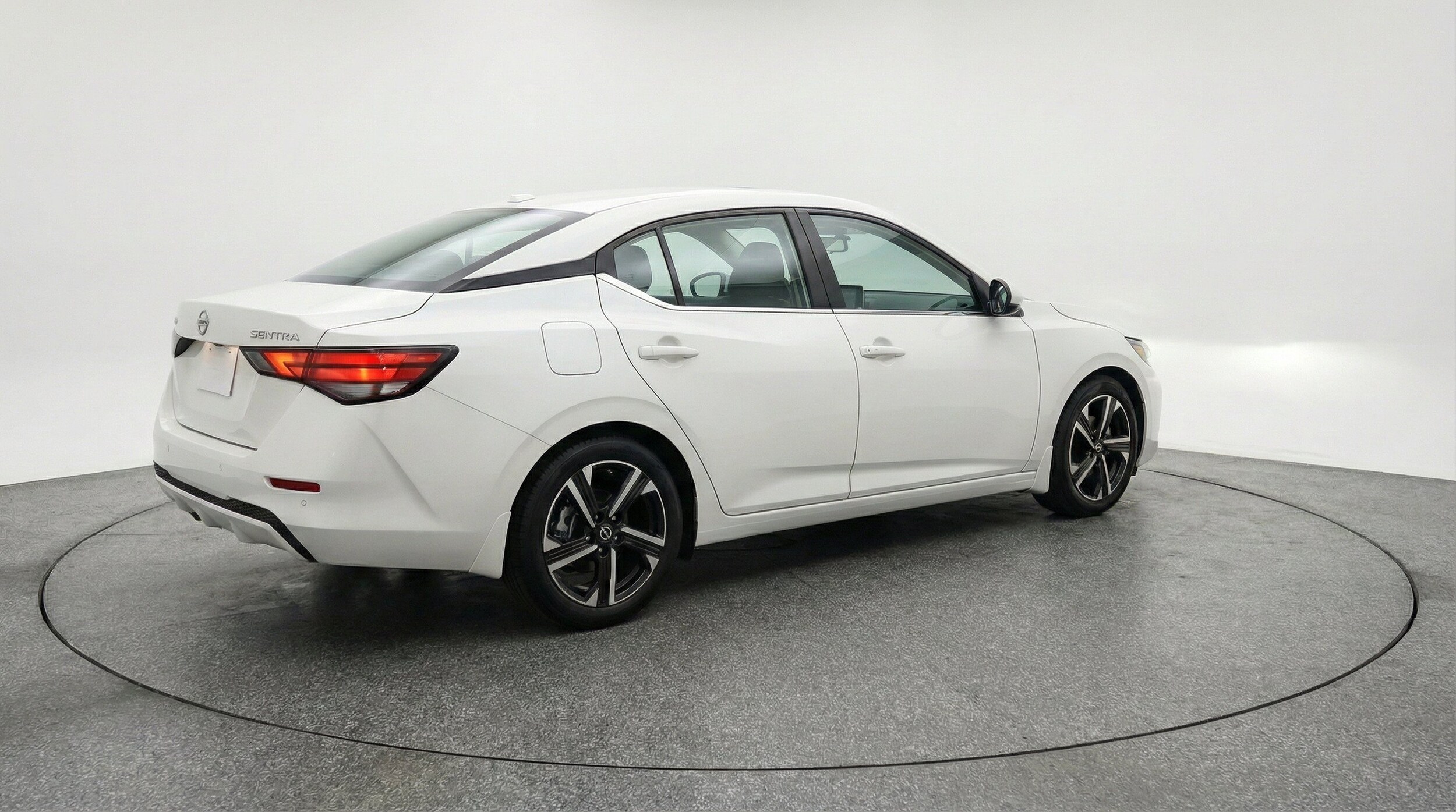 Thumbnail: 2025 Nissan Sentra - 9
