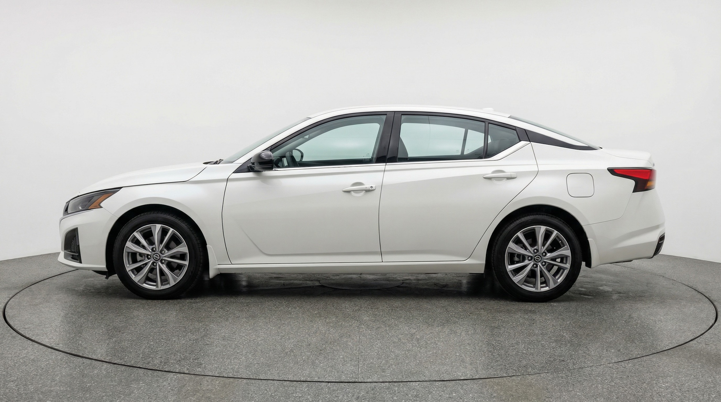 Thumbnail: 2025 Nissan Altima - 4