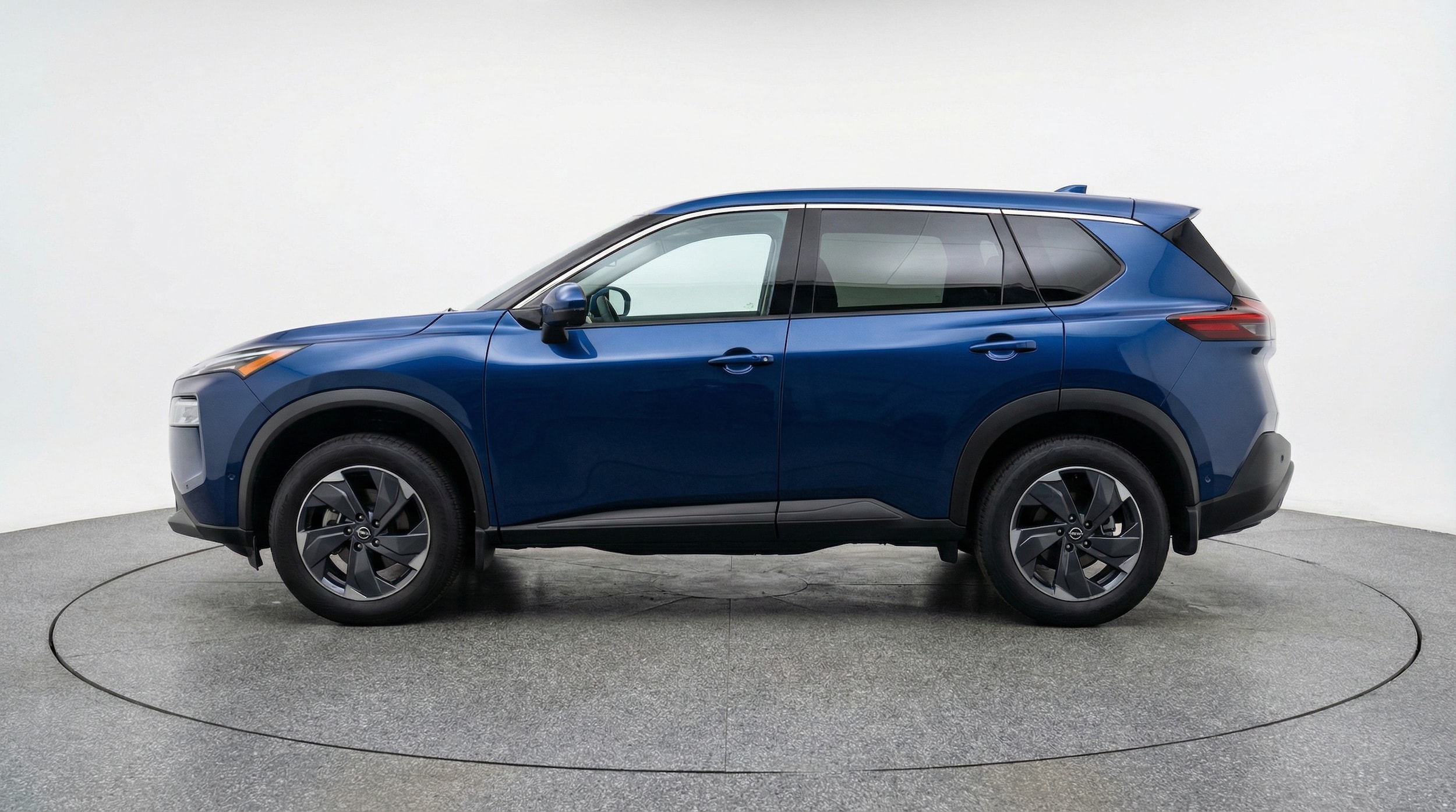 Thumbnail: 2025 Nissan Rogue - 4