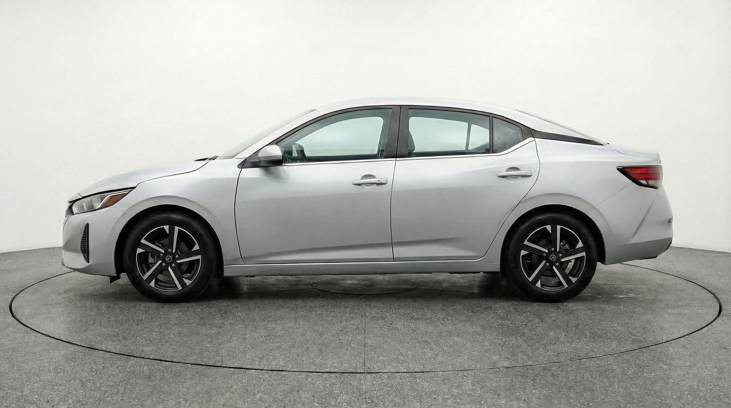 Thumbnail: 2025 Nissan Sentra - 4