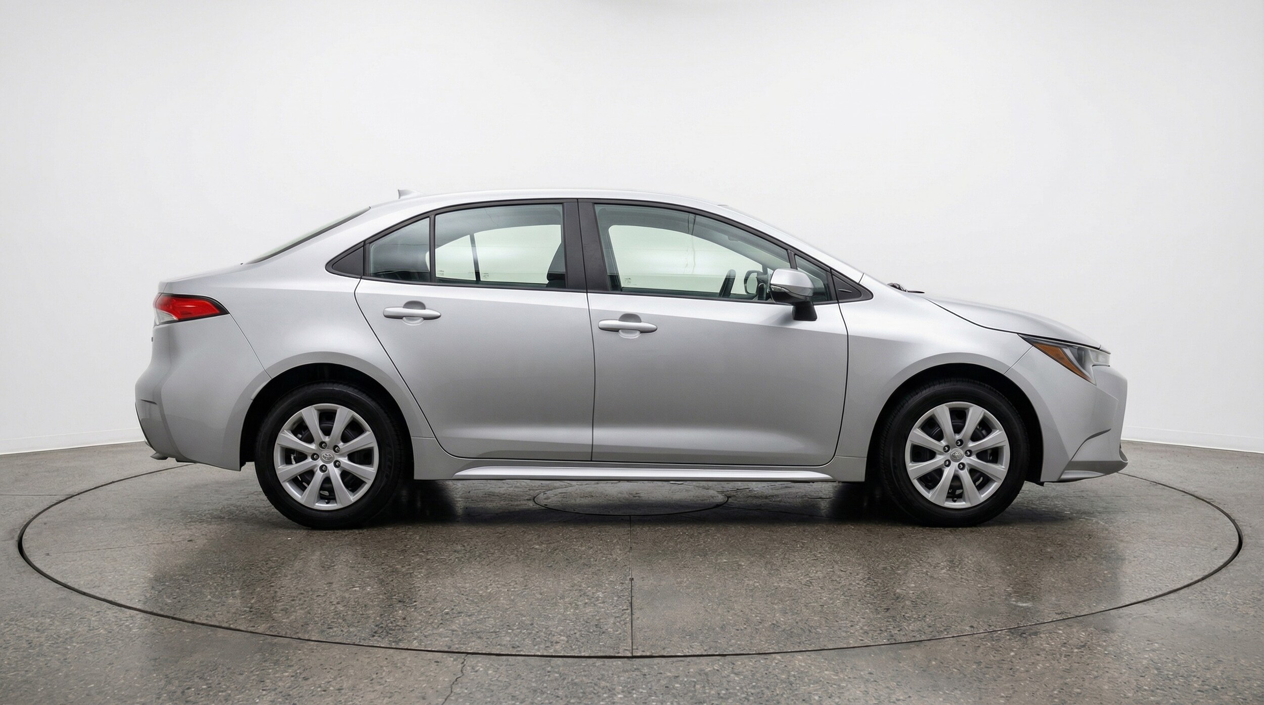 Thumbnail: 2025 Toyota Corolla - 8