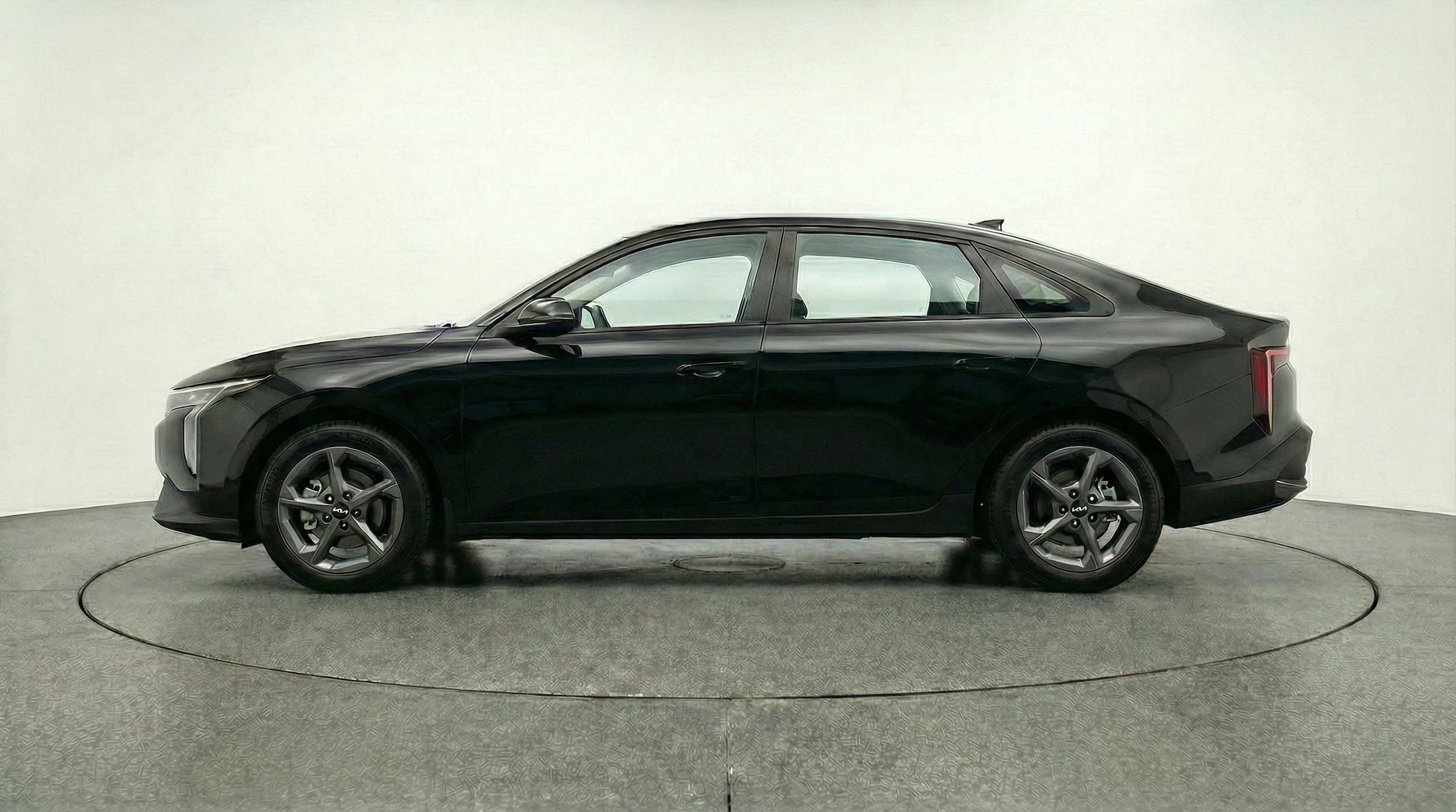Thumbnail: 2025 Kia K4 - 4