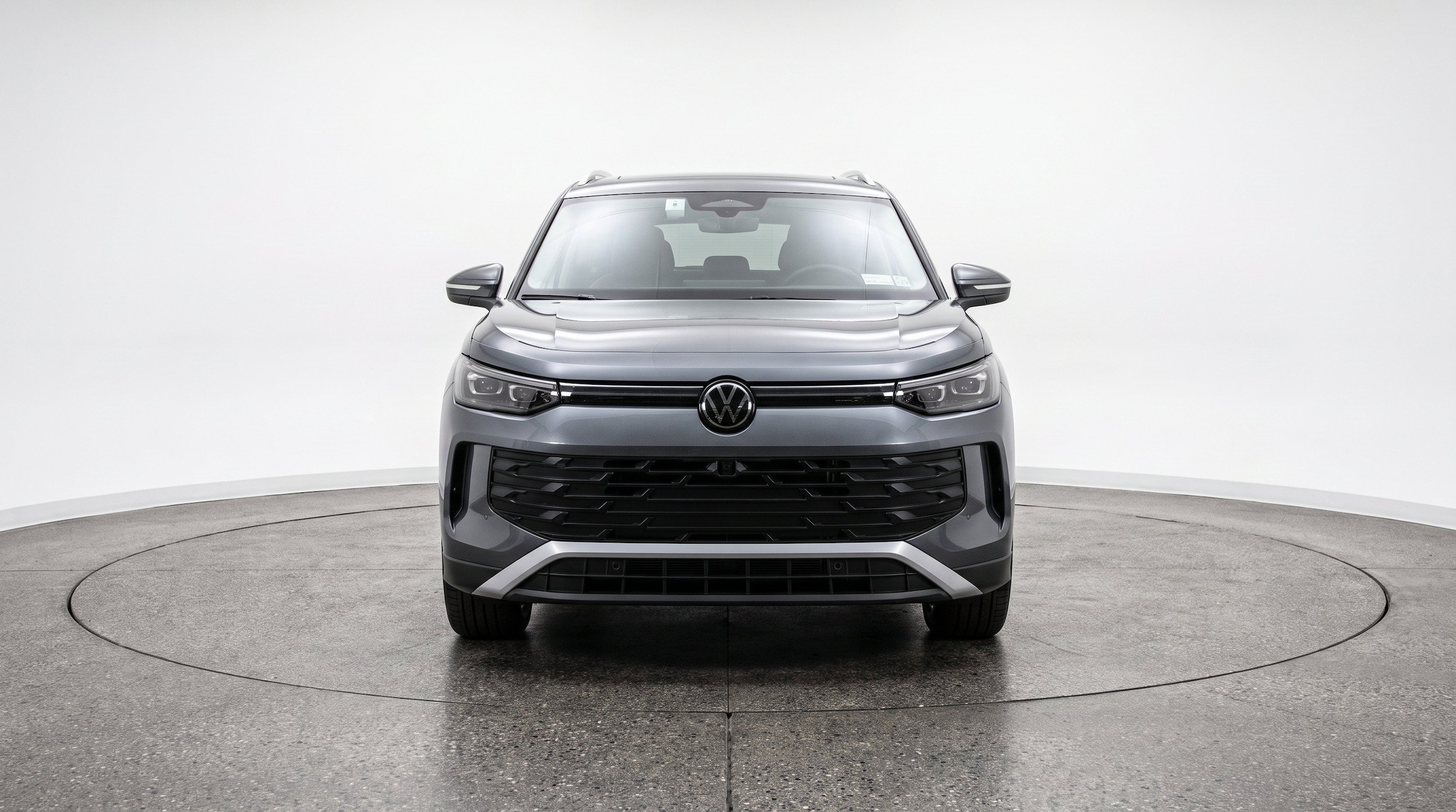 Thumbnail: 2026 Volkswagen Tiguan - 2