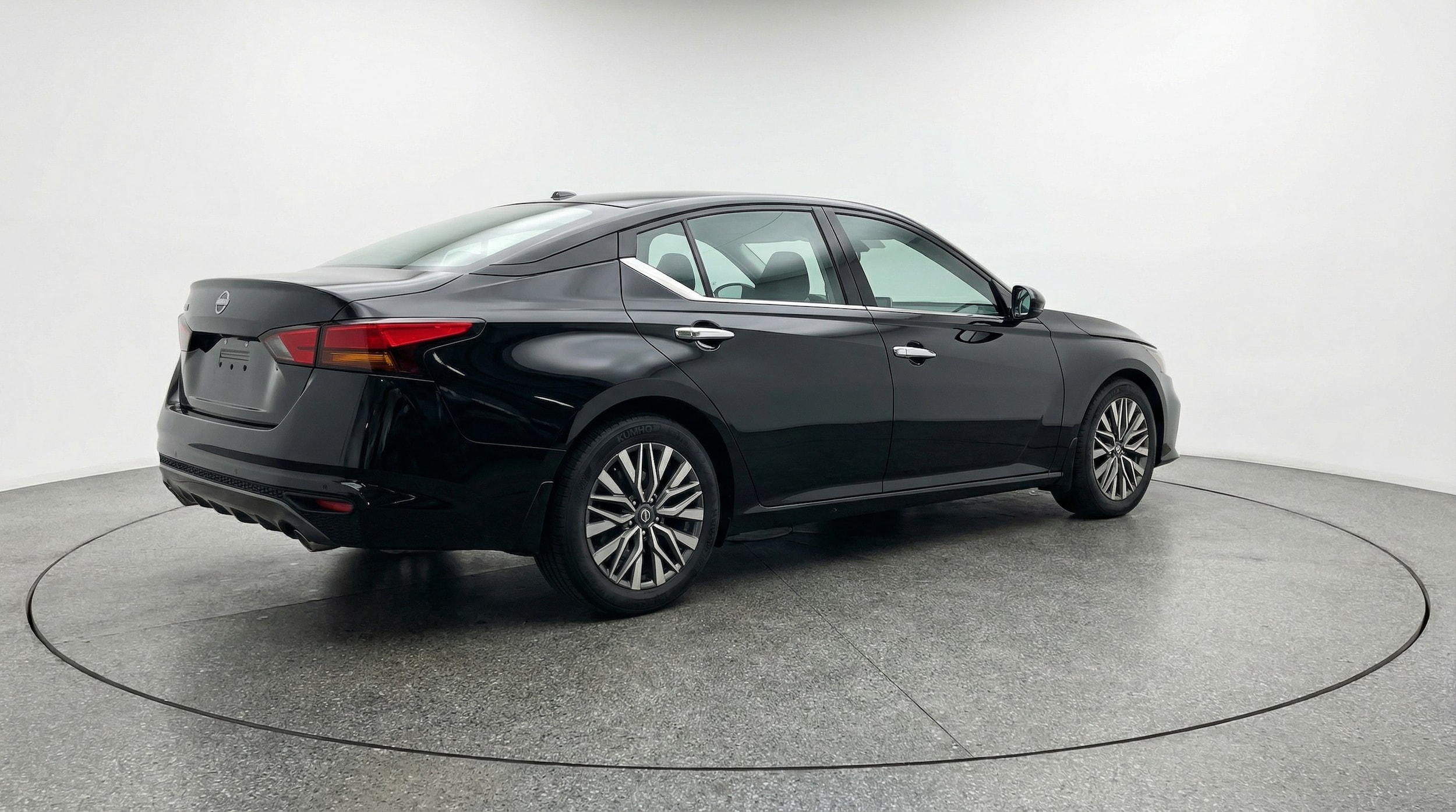 Thumbnail: 2025 Nissan Altima - 7