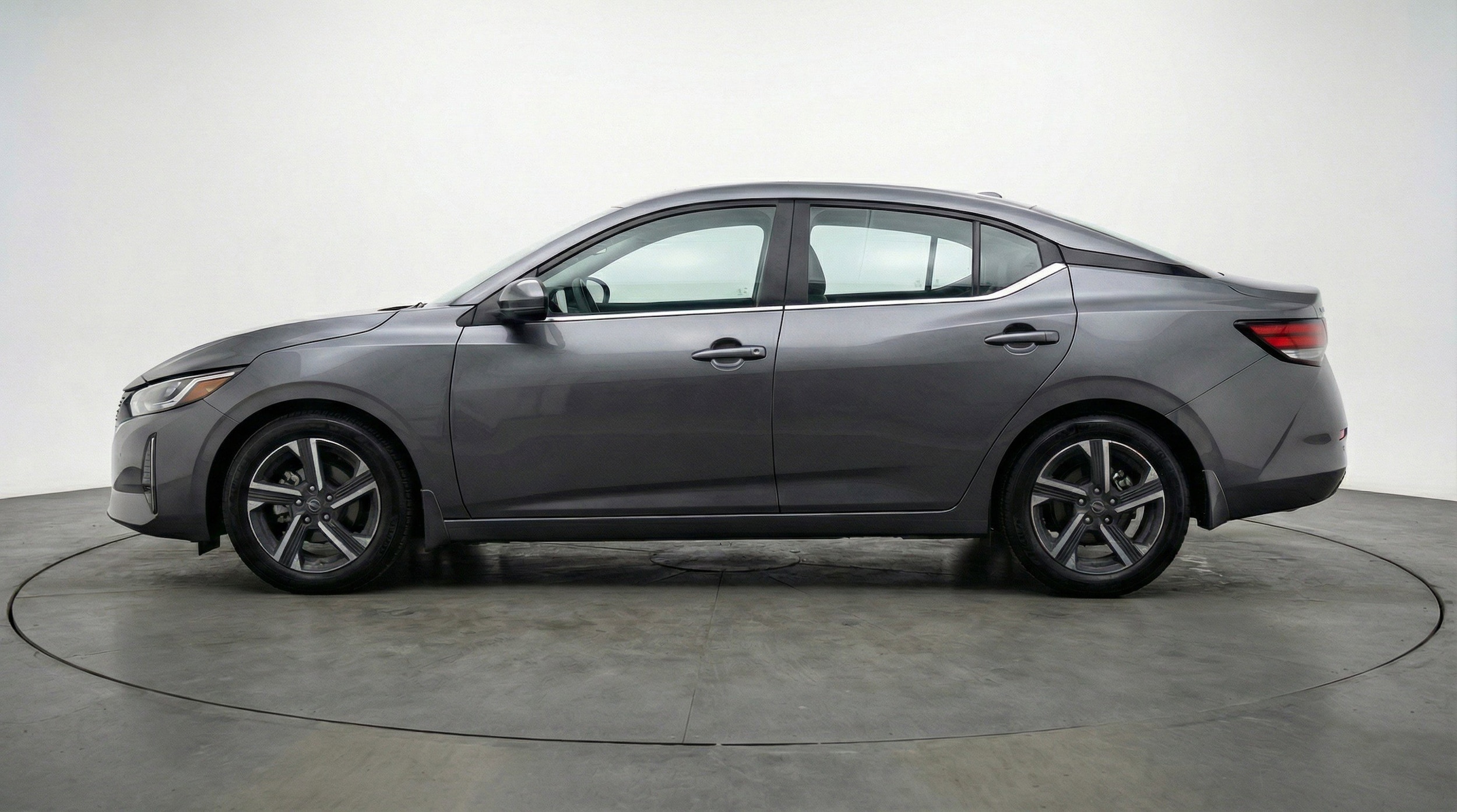 Thumbnail: 2025 Nissan Sentra - 5