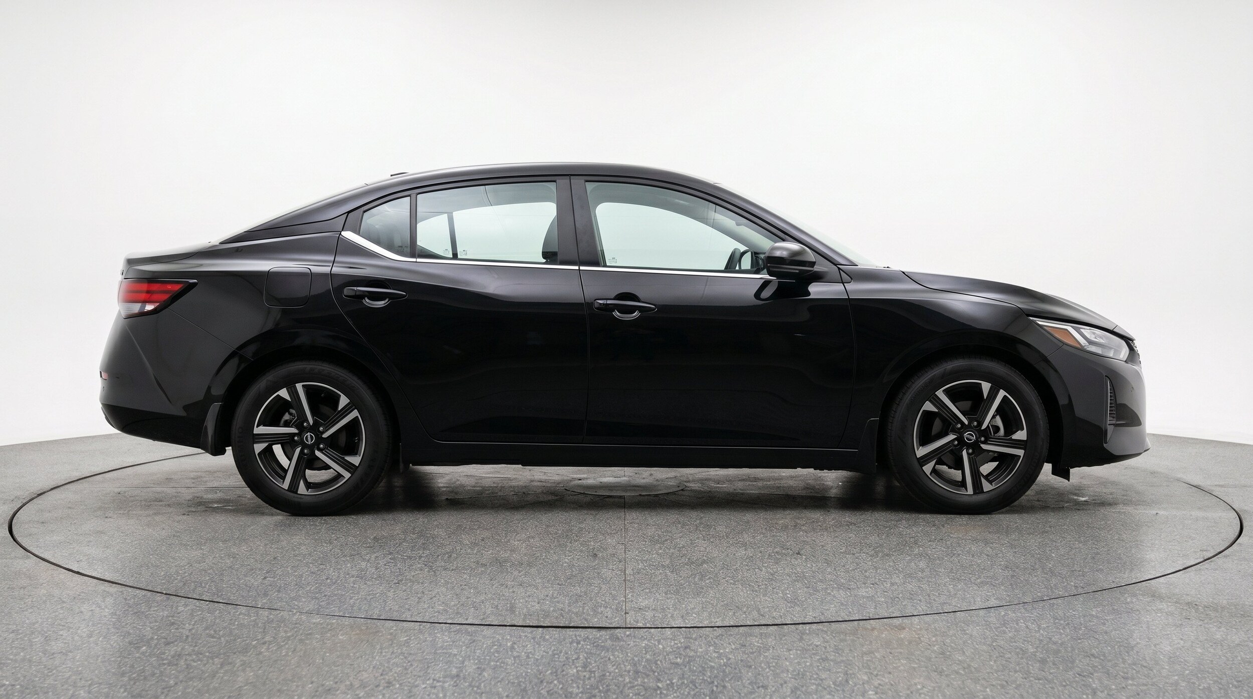 Thumbnail: 2025 Nissan Sentra - 11