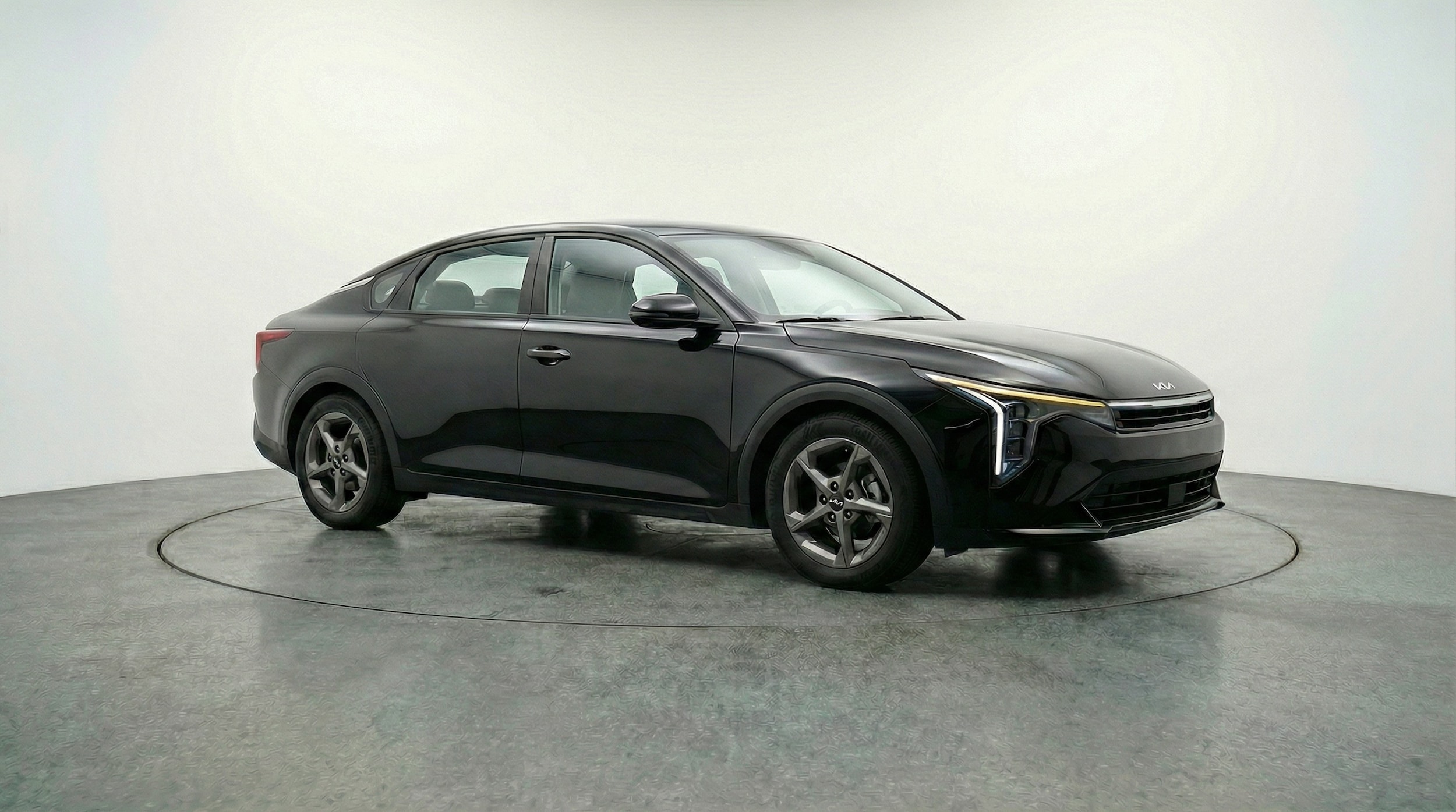 Thumbnail: 2025 Kia K4 - 1