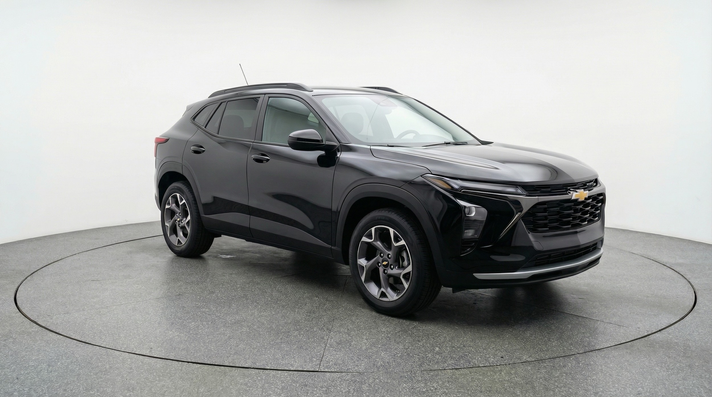 Thumbnail: 2025 Chevrolet Trax - 1