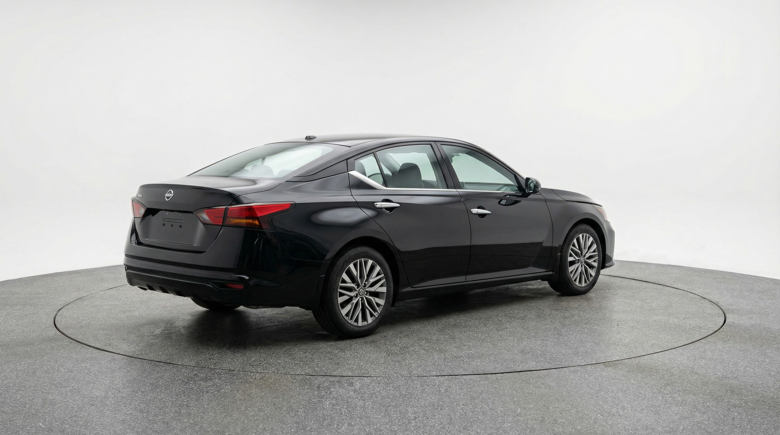 Thumbnail: 2025 Nissan Altima - 7