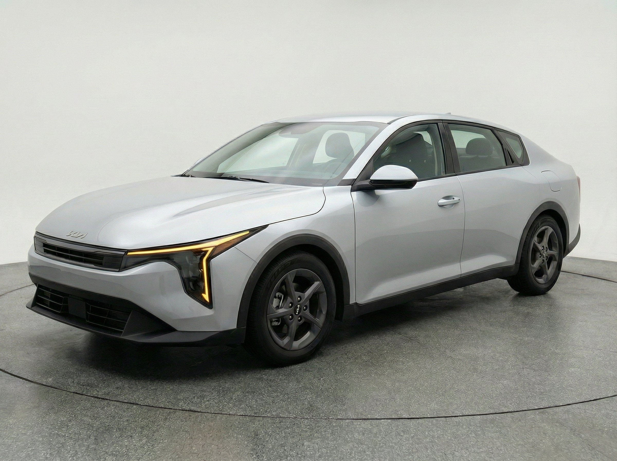 Thumbnail: 2025 Kia K4 - 3