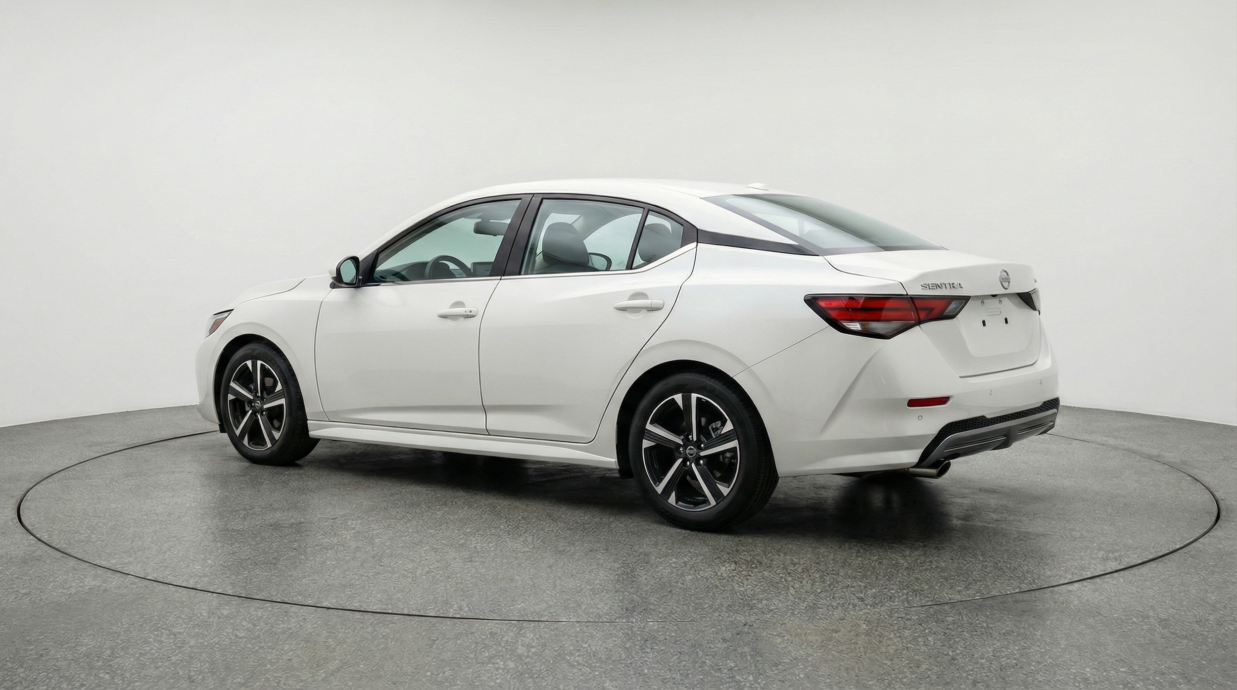 Thumbnail: 2025 Nissan Sentra - 5