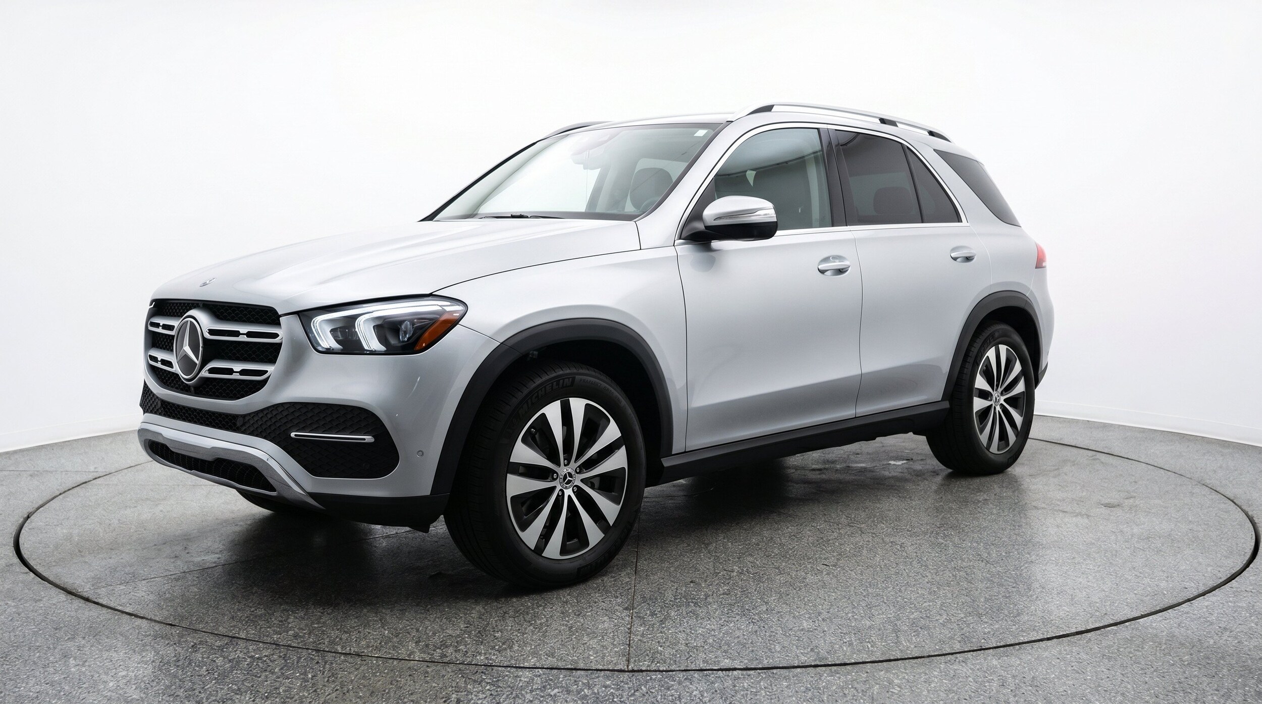 Thumbnail: 2026 Mercedes-Benz GLE - 3