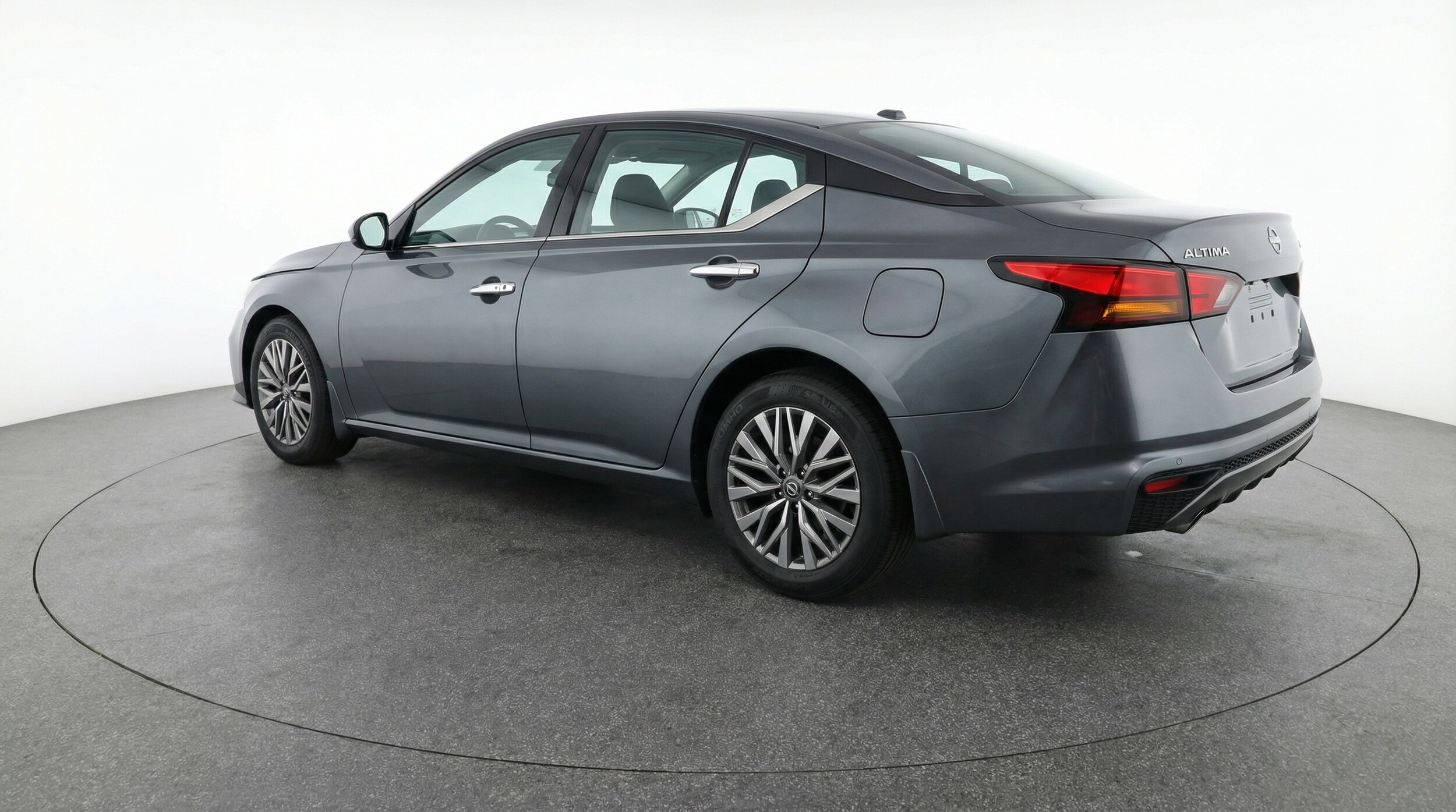 Thumbnail: 2025 Nissan Altima - 5