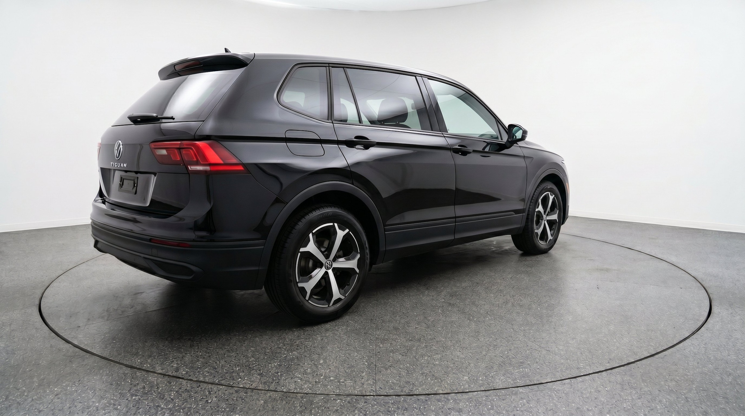 Thumbnail: 2026 Volkswagen Tiguan - 9