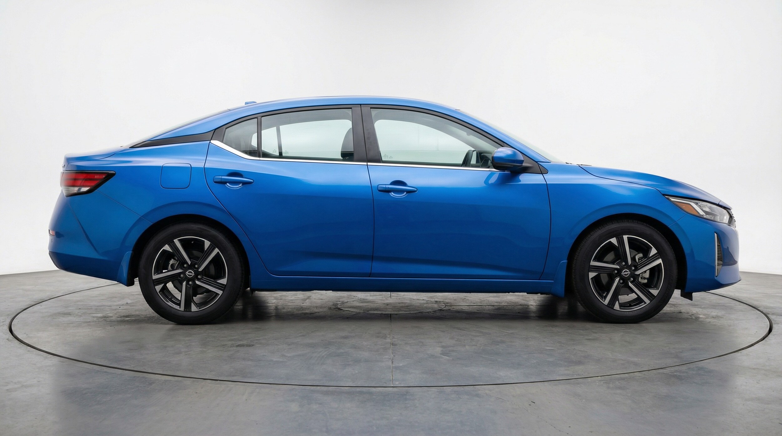 Thumbnail: 2025 Nissan Sentra - 8