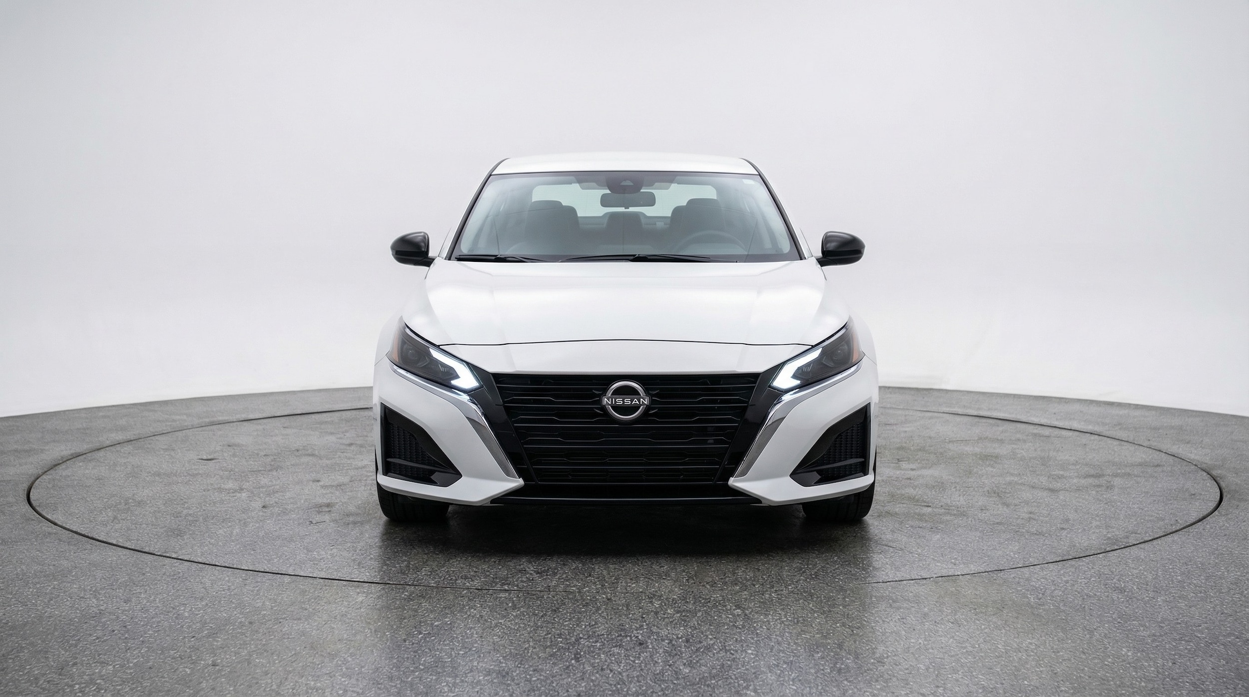 Thumbnail: 2025 Nissan Altima - 2