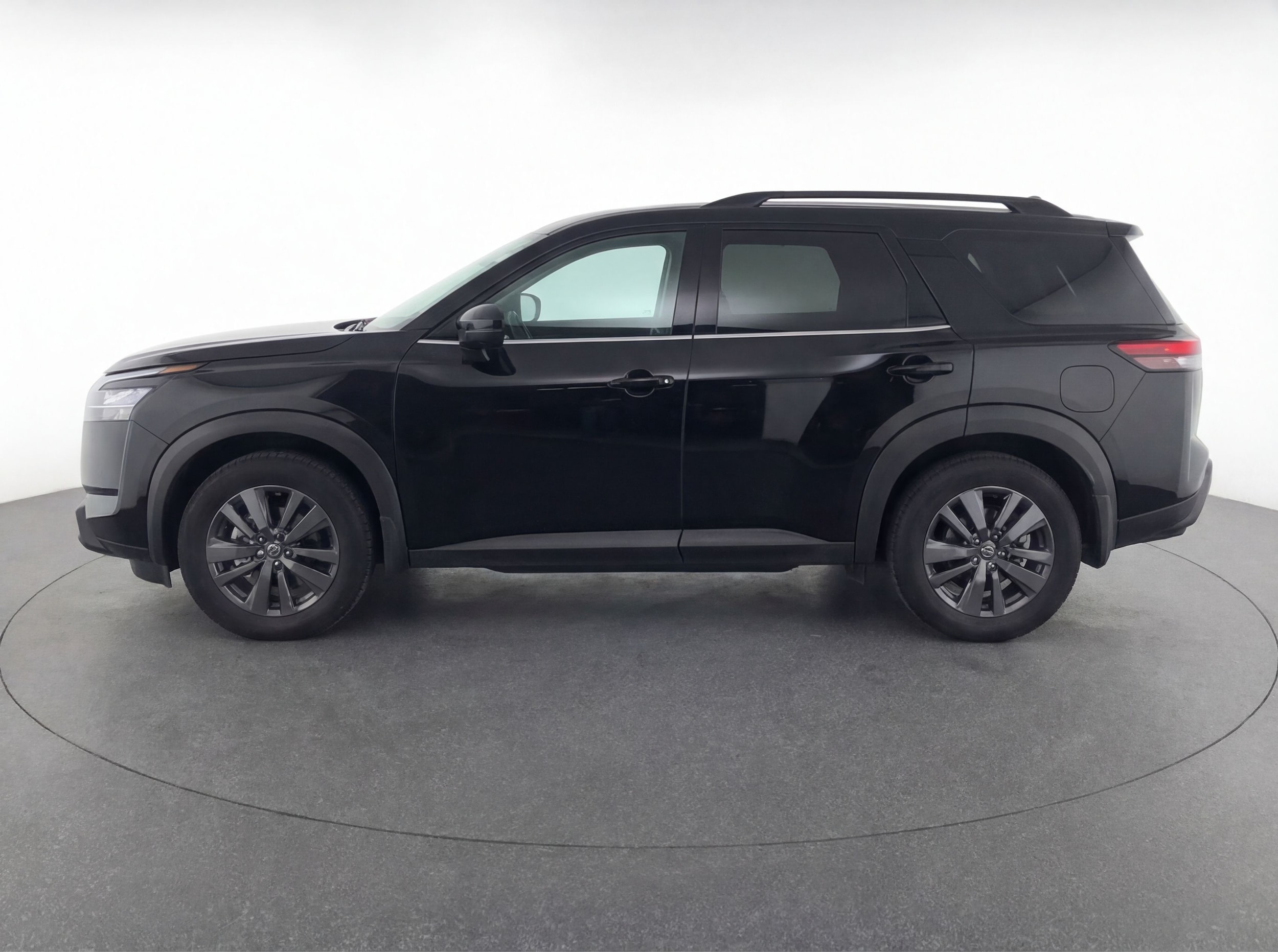 Thumbnail: 2024 Nissan Pathfinder - 4