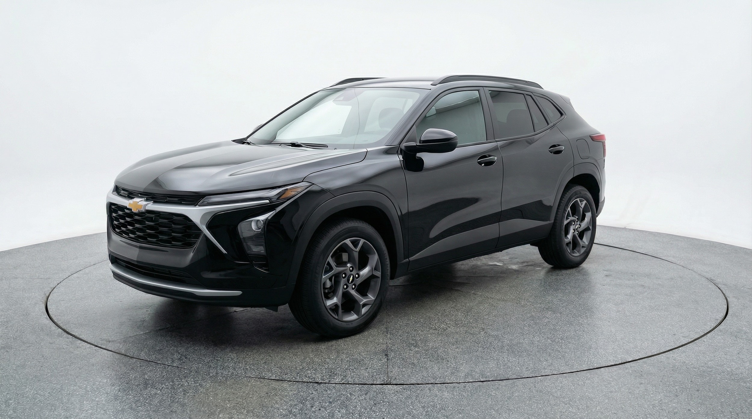 Thumbnail: 2025 Chevrolet Trax - 3