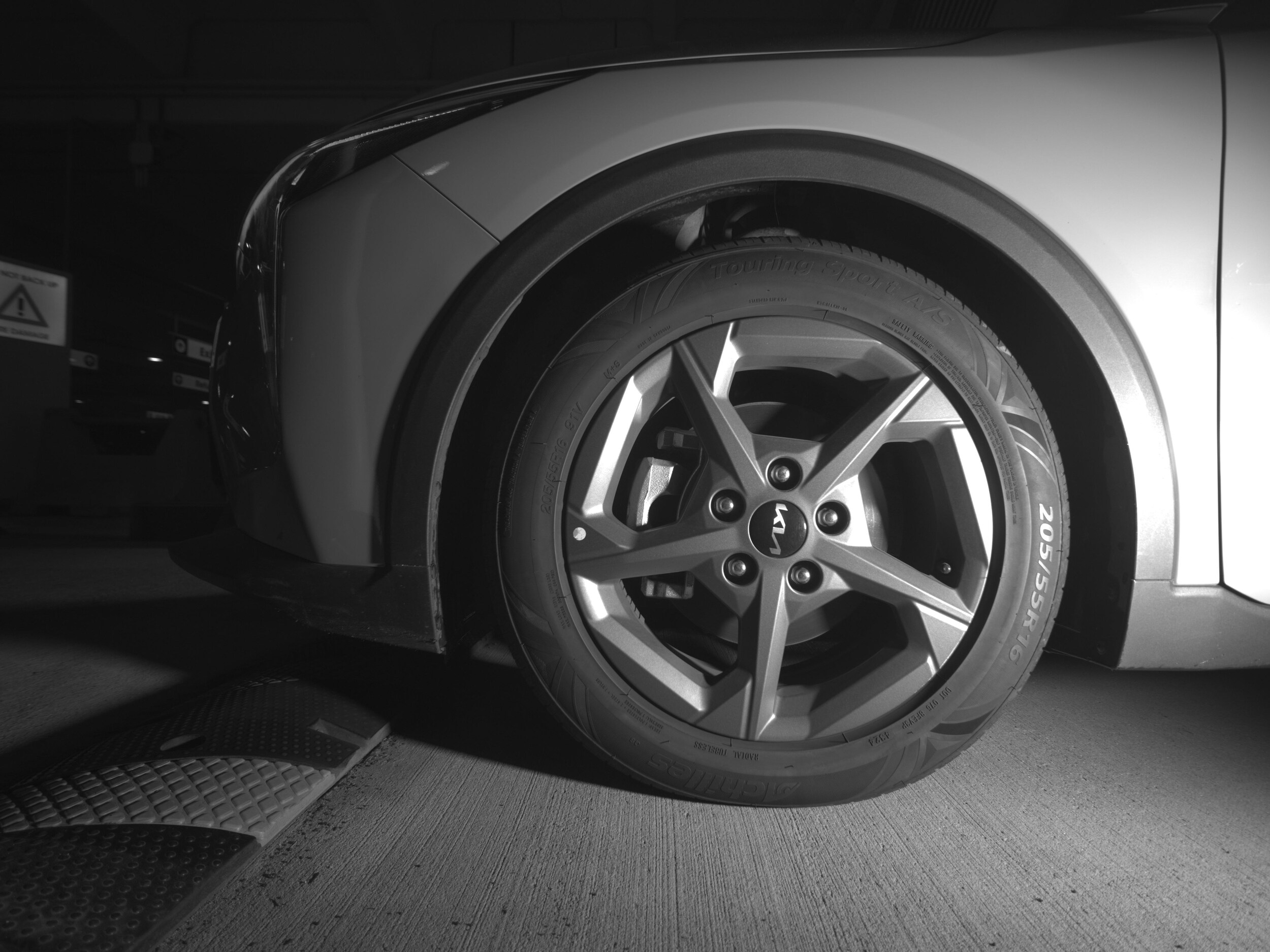 Thumbnail: 2025 Kia K4 - 9