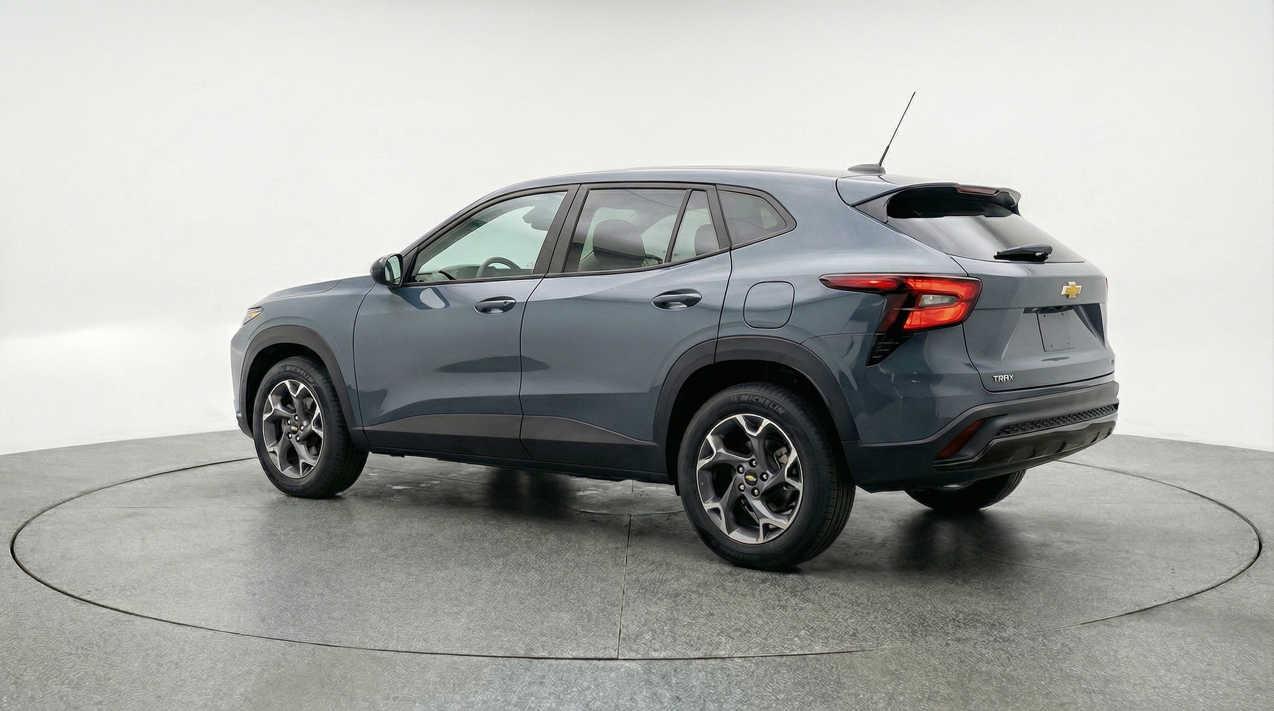 Thumbnail: 2025 Chevrolet Trax - 5