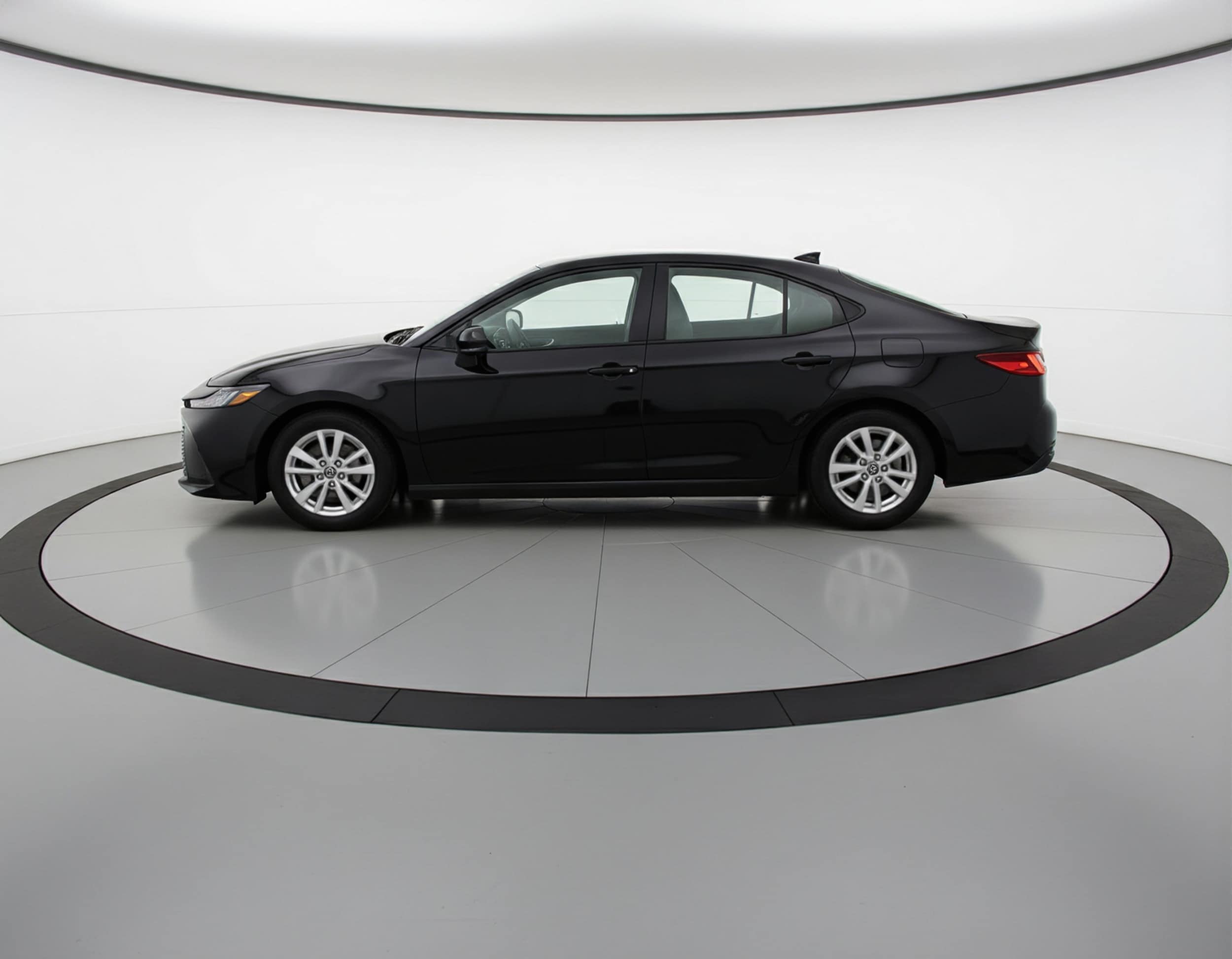 Thumbnail: 2025 Toyota Camry - 4