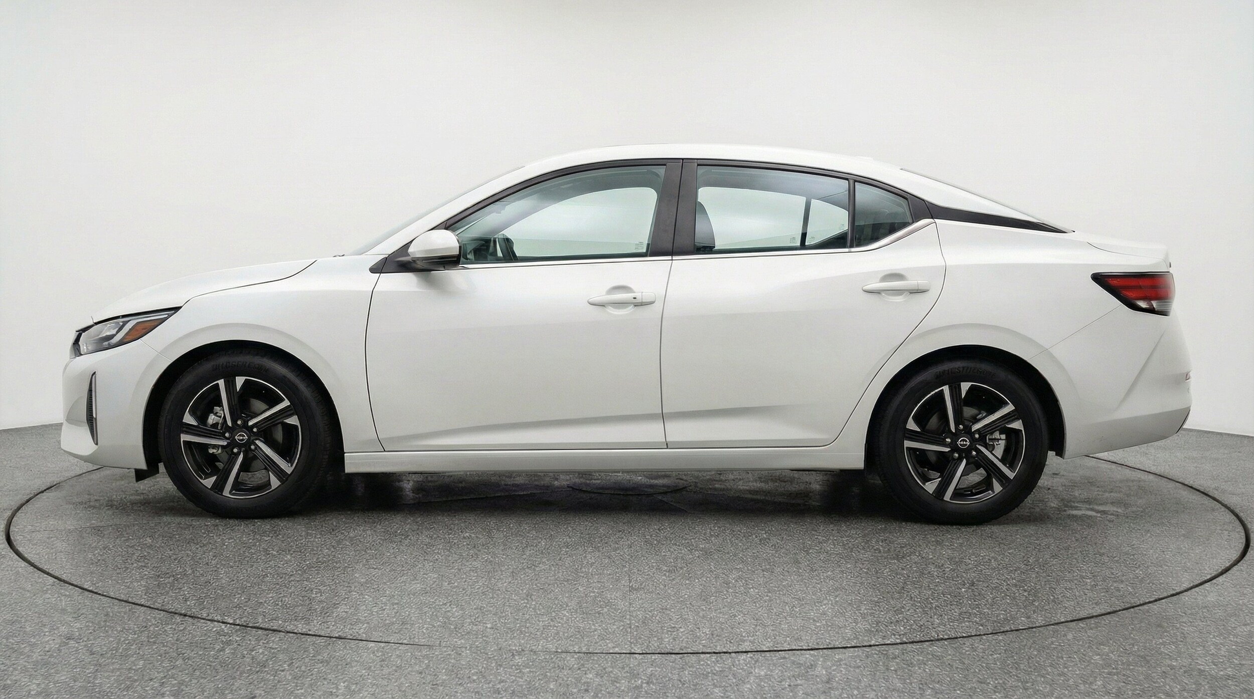 Thumbnail: 2025 Nissan Sentra - 5