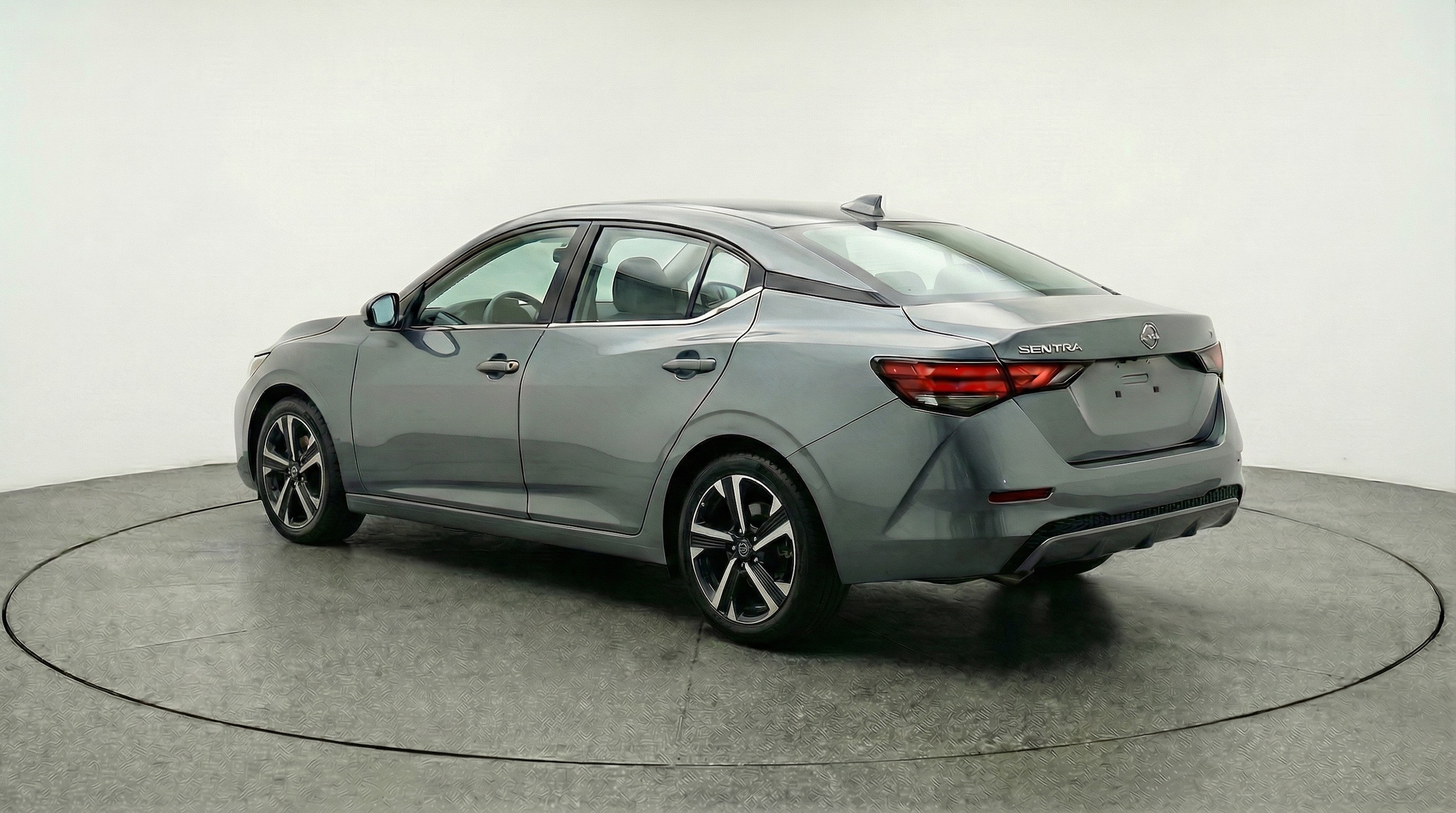 Thumbnail: 2025 Nissan Sentra - 5