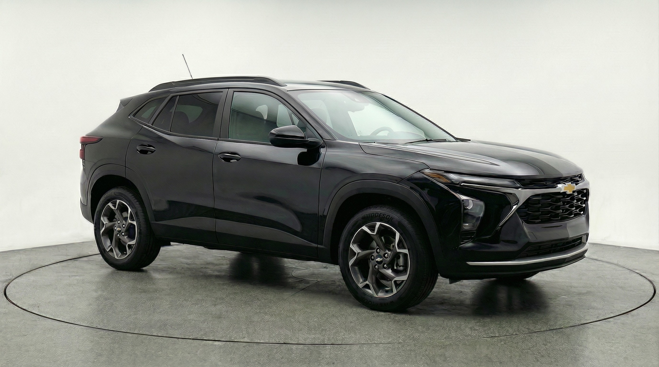 Thumbnail: 2025 Chevrolet Trax - 1