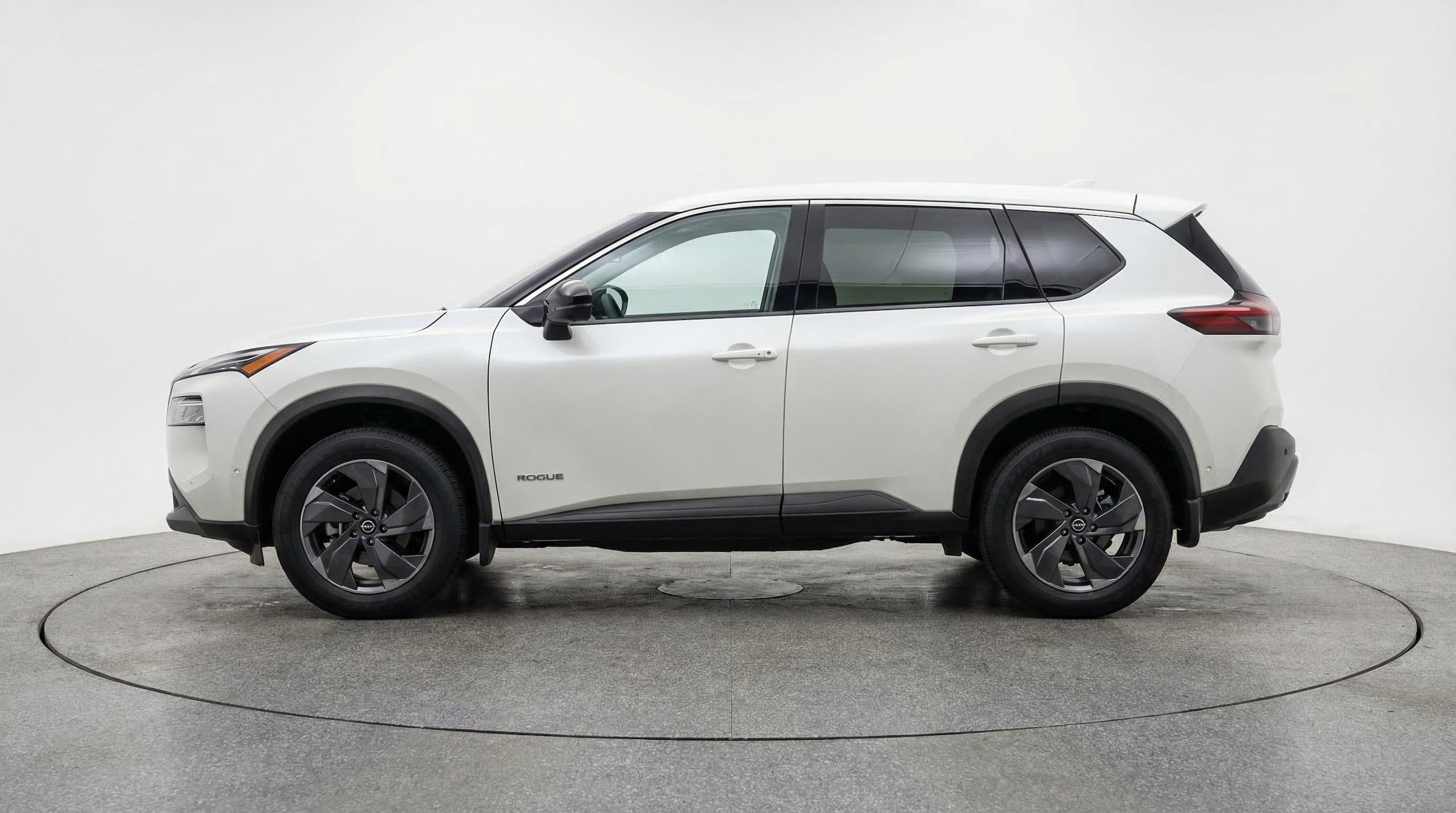 Thumbnail: 2025 Nissan Rogue - 4