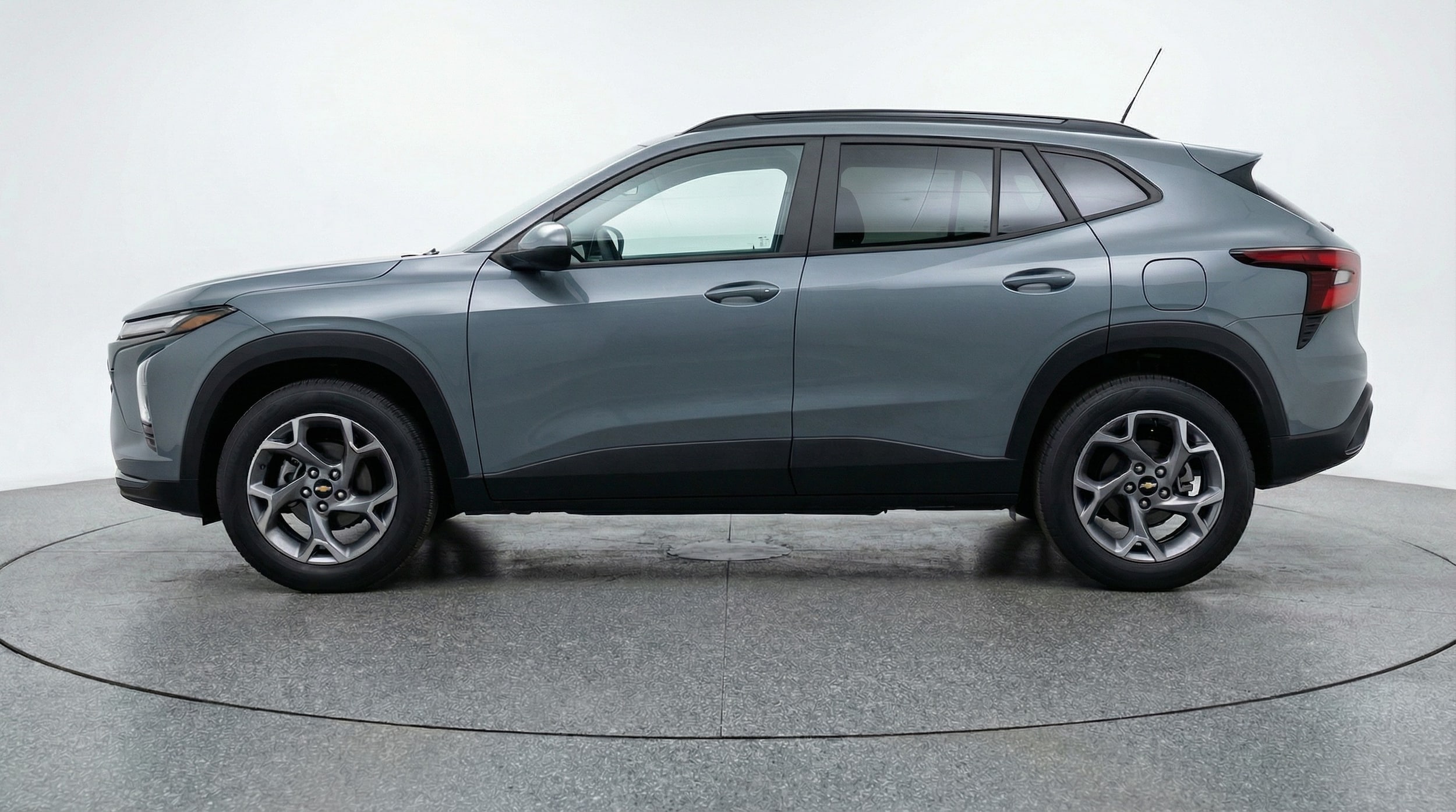 Thumbnail: 2025 Chevrolet Trax - 4