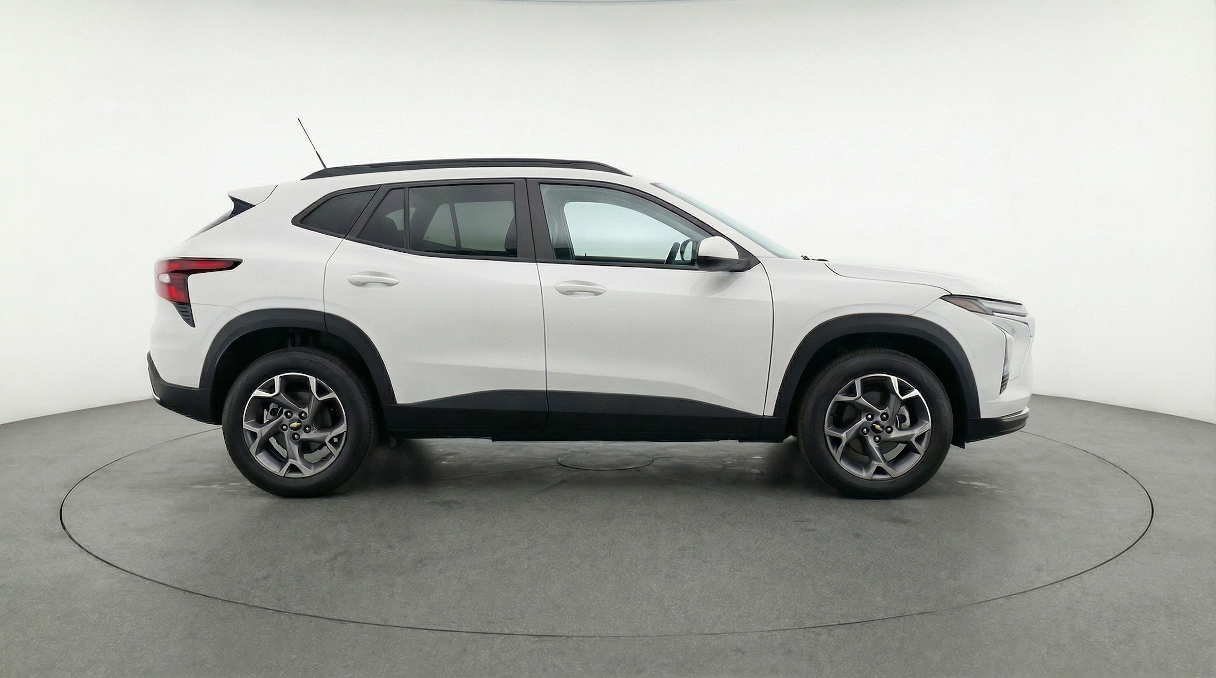 Thumbnail: 2025 Chevrolet Trax - 11