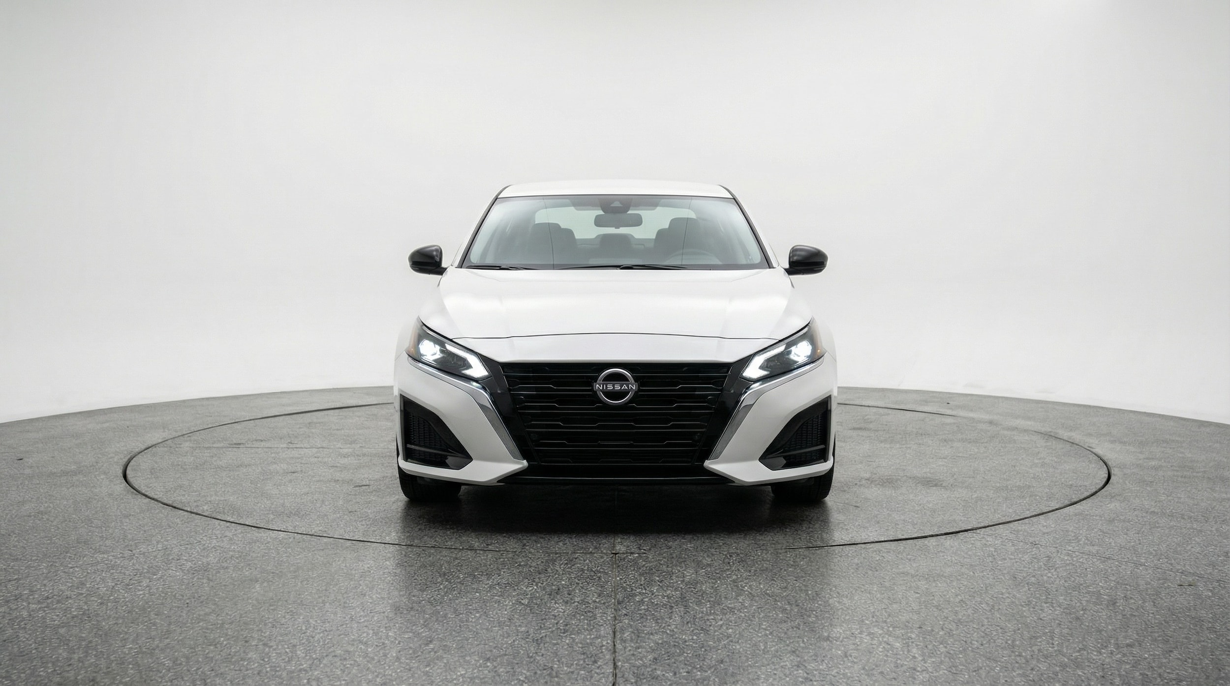 Thumbnail: 2025 Nissan Altima - 2