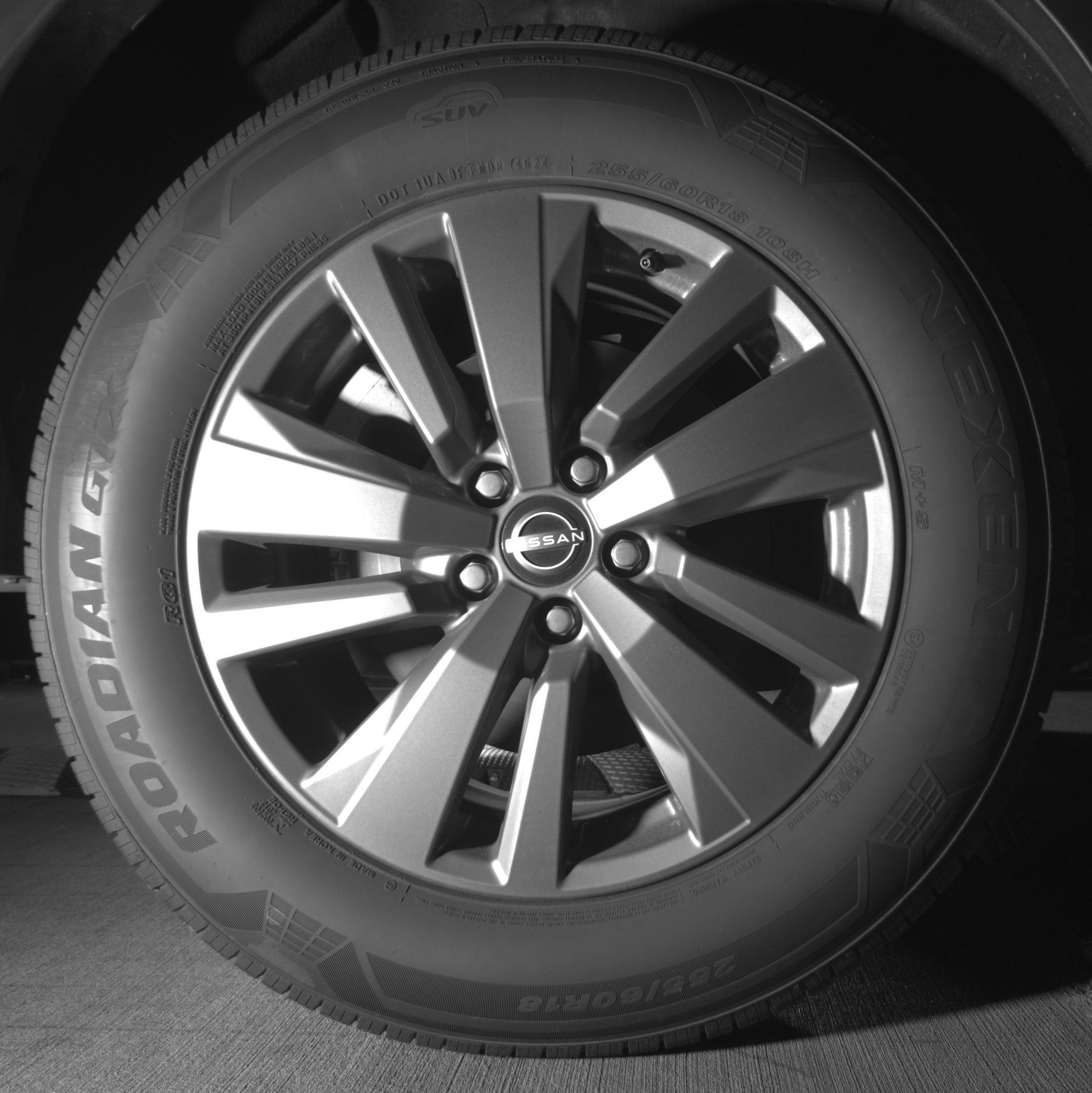 Thumbnail: 2025 Nissan Pathfinder - 12