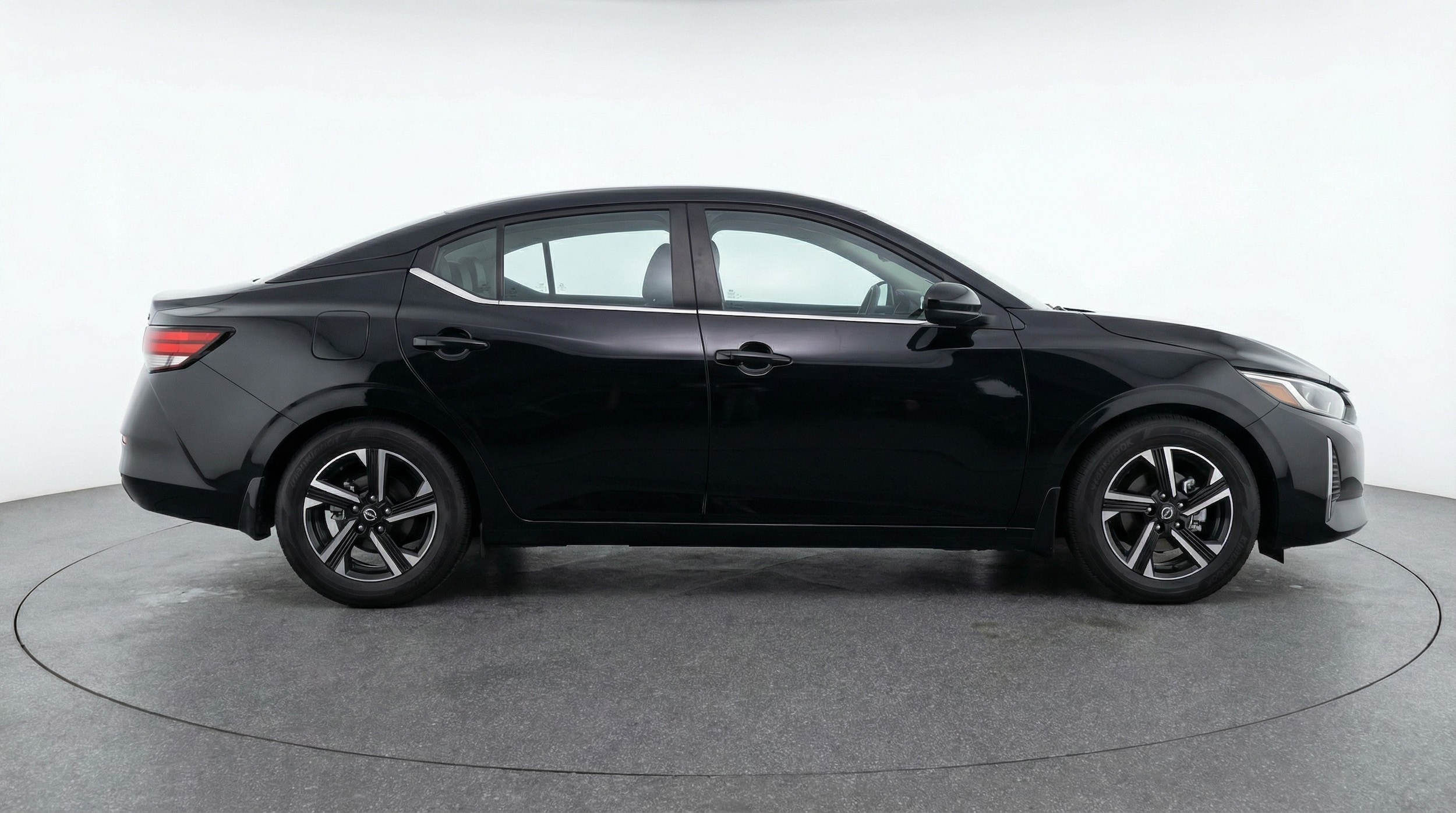 Thumbnail: 2025 Nissan Sentra - 8