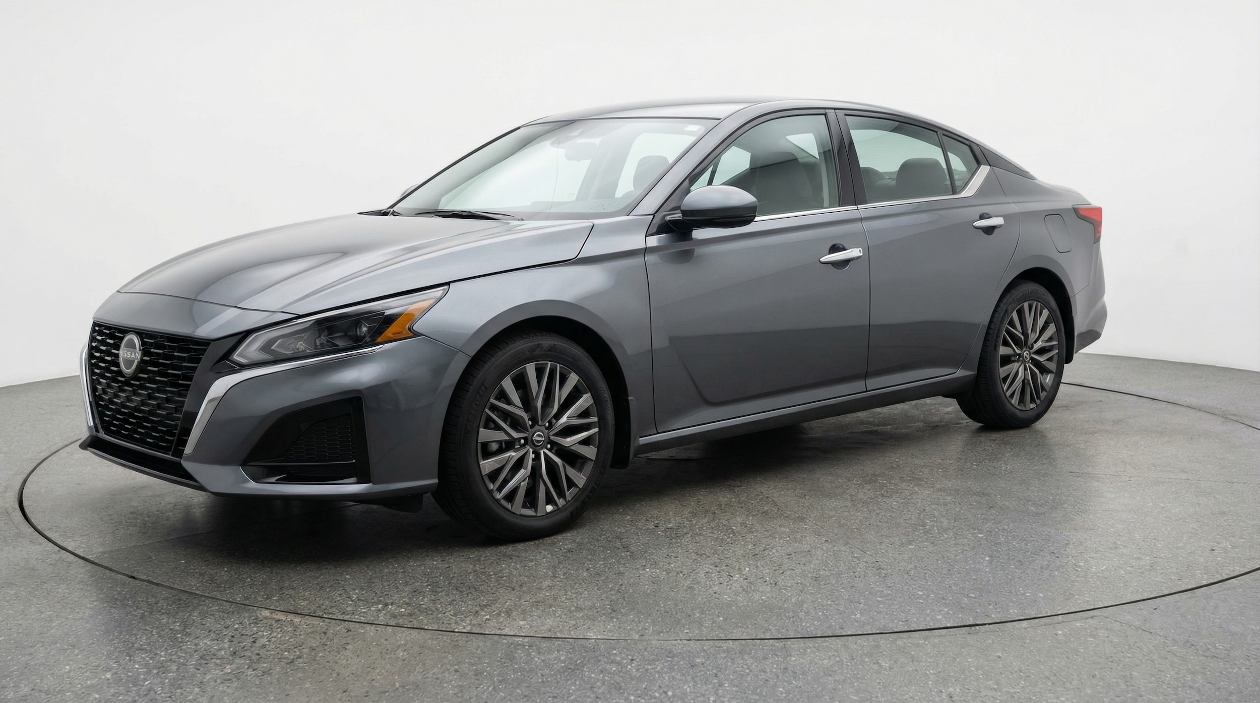 Thumbnail: 2025 Nissan Altima - 3