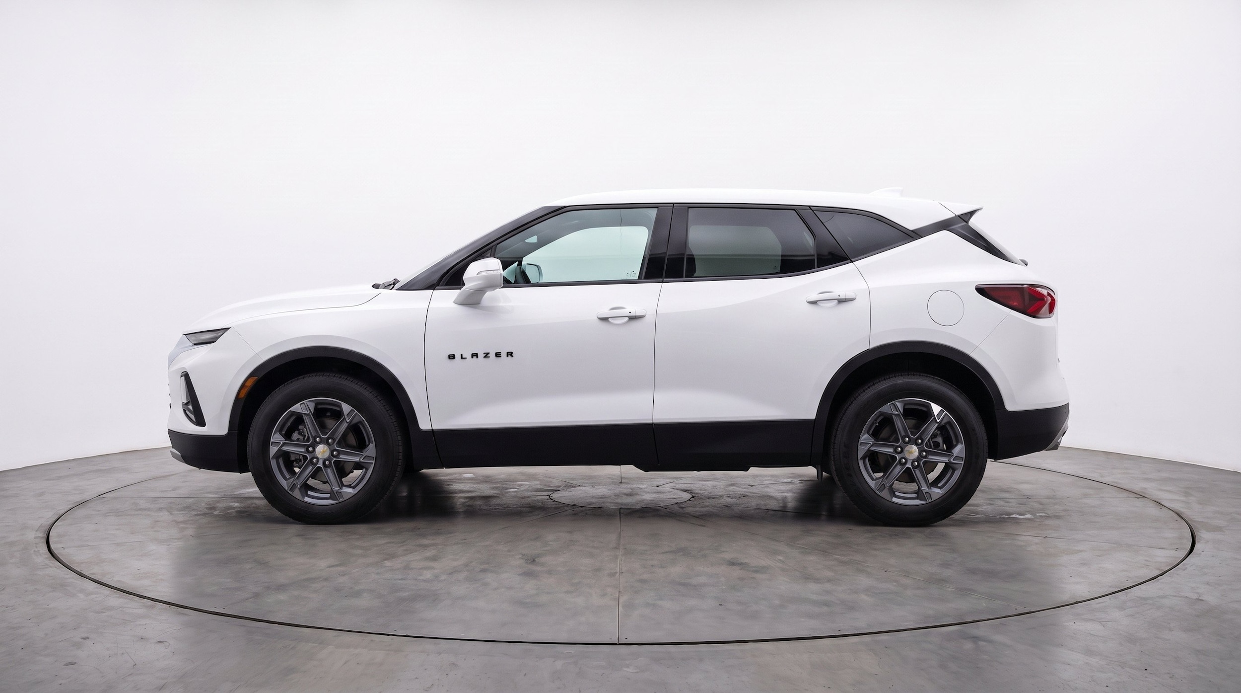 Thumbnail: 2025 Chevrolet Blazer - 5