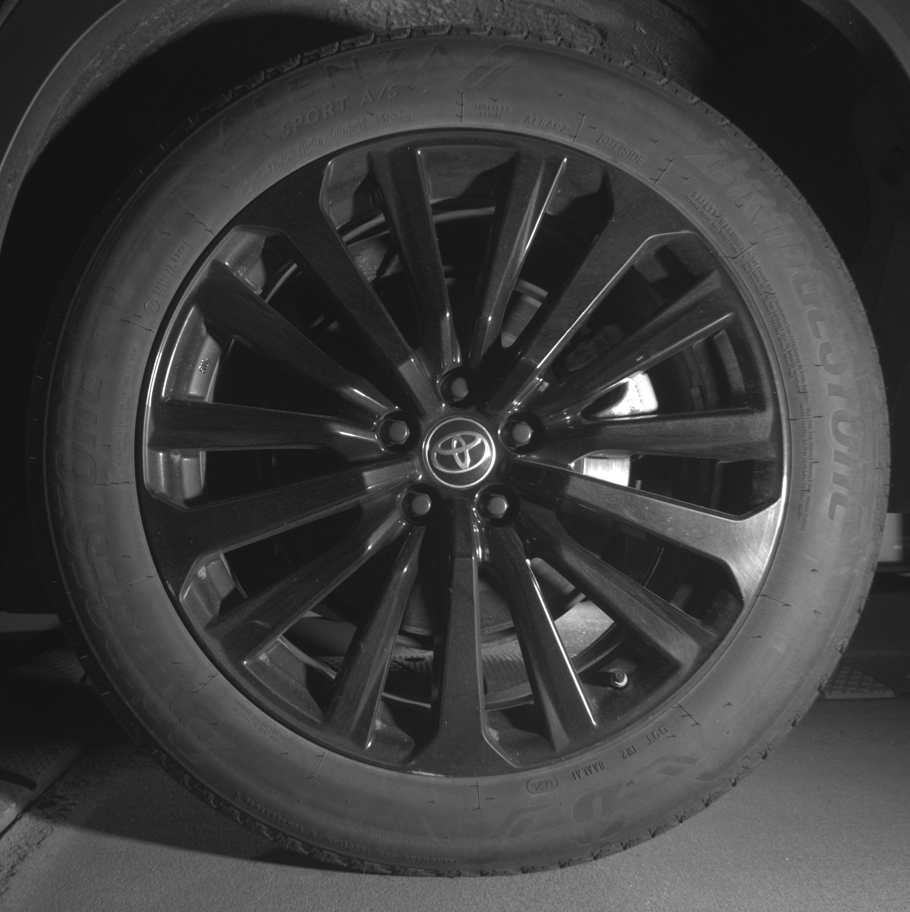 Thumbnail: 2025 Toyota Highlander - 11