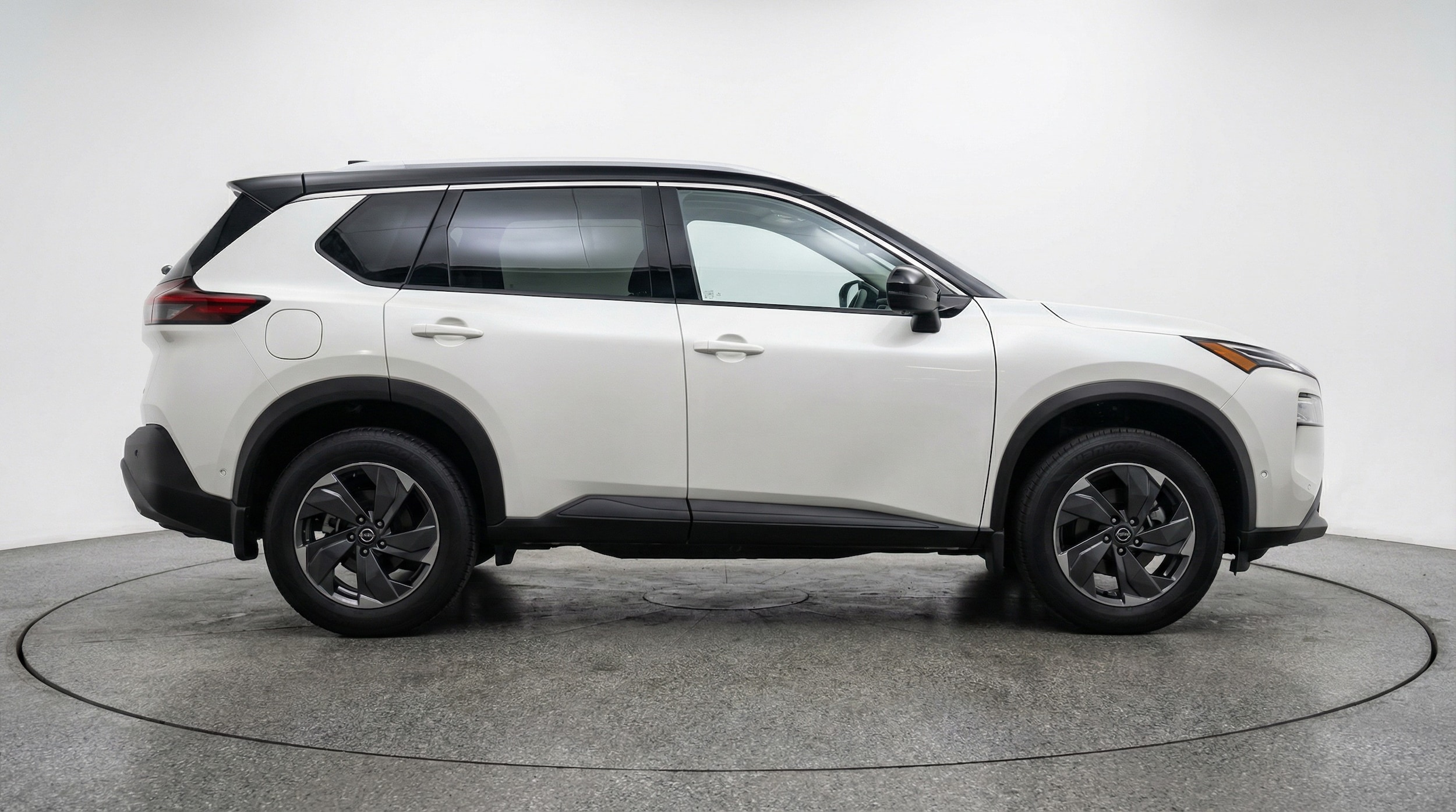 Thumbnail: 2025 Nissan Rogue - 8