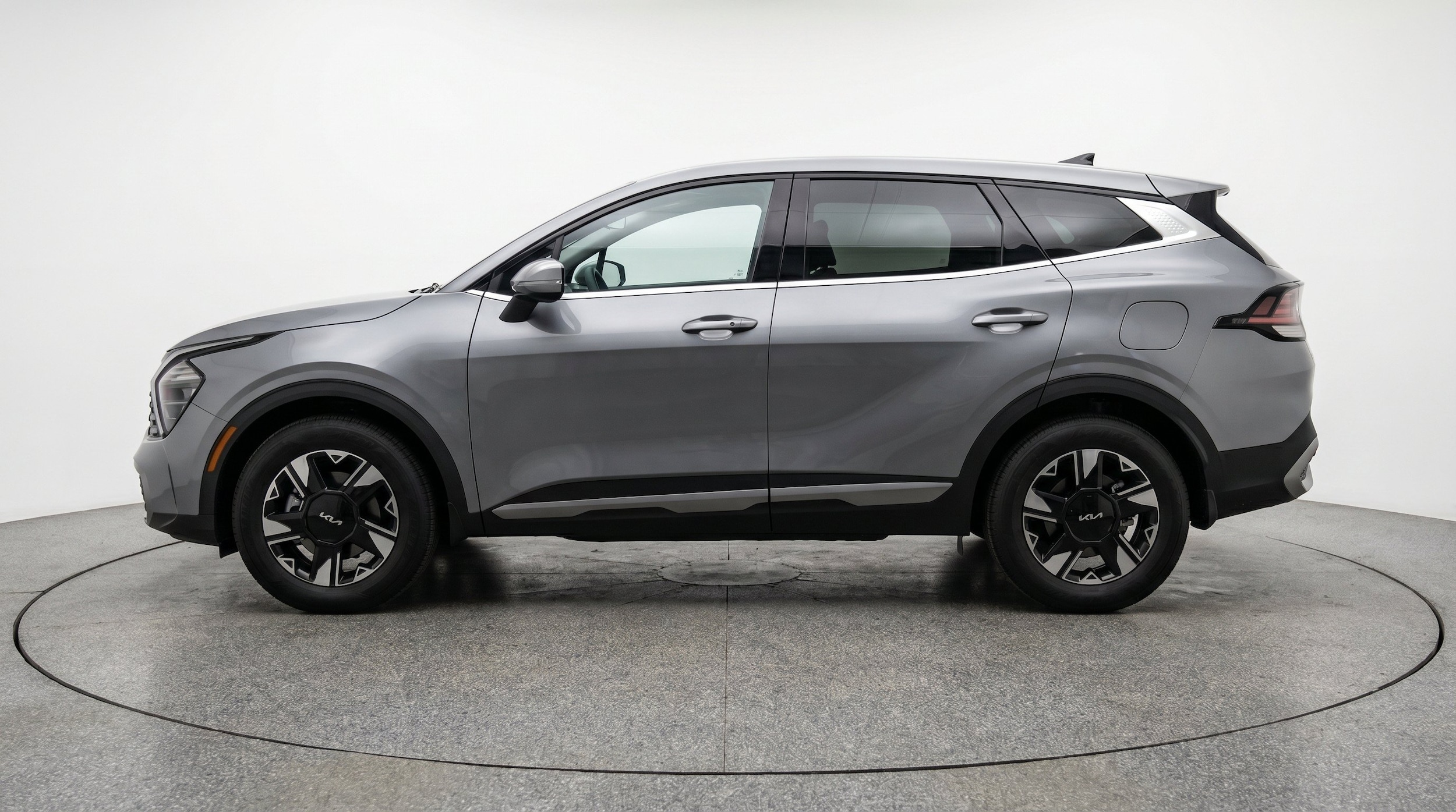 Thumbnail: 2026 Kia Sportage - 5