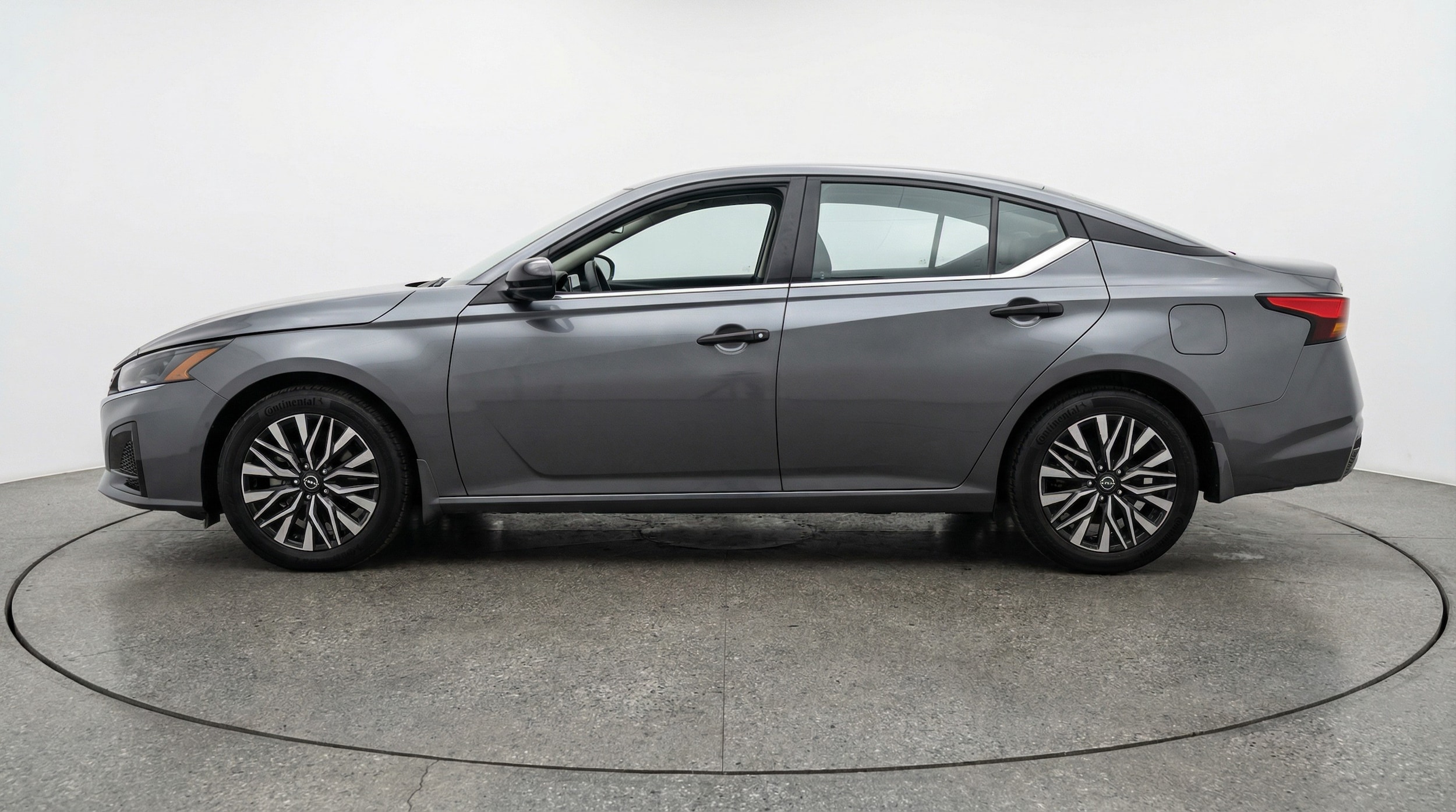 Thumbnail: 2025 Nissan Altima - 4